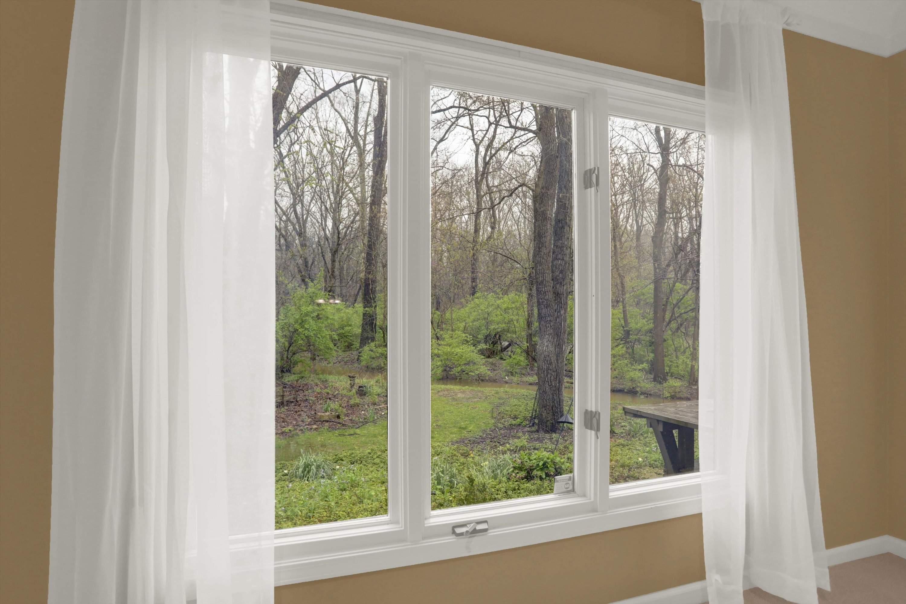 7121 Knollvalley Lane