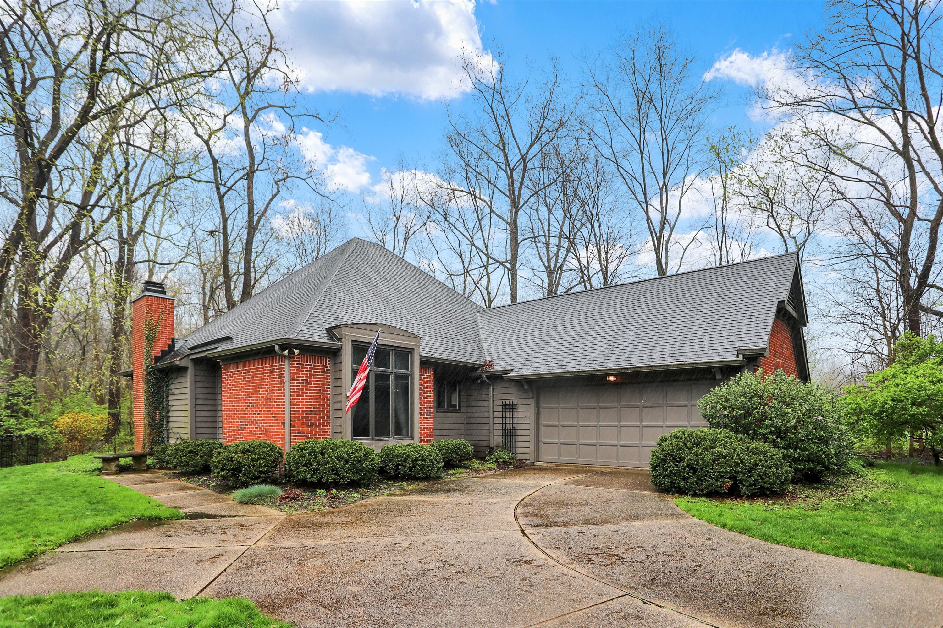 7121 Knollvalley Lane