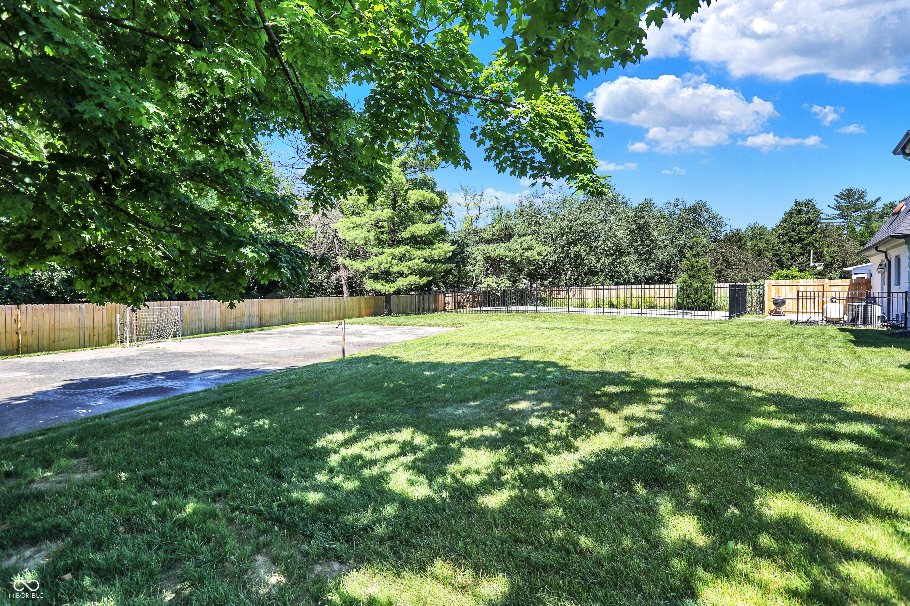 8860 Alderly Court