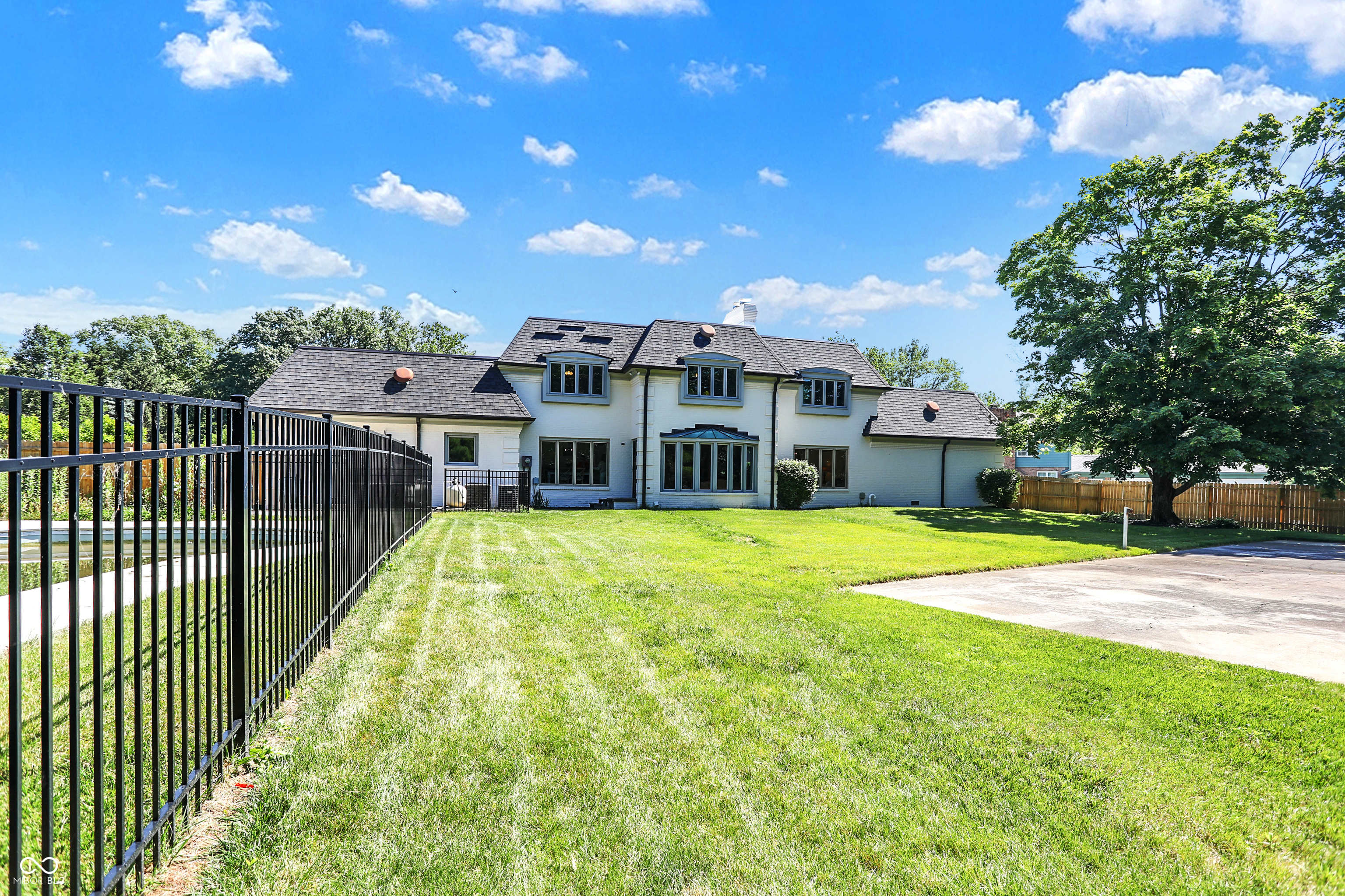 8860 Alderly Court