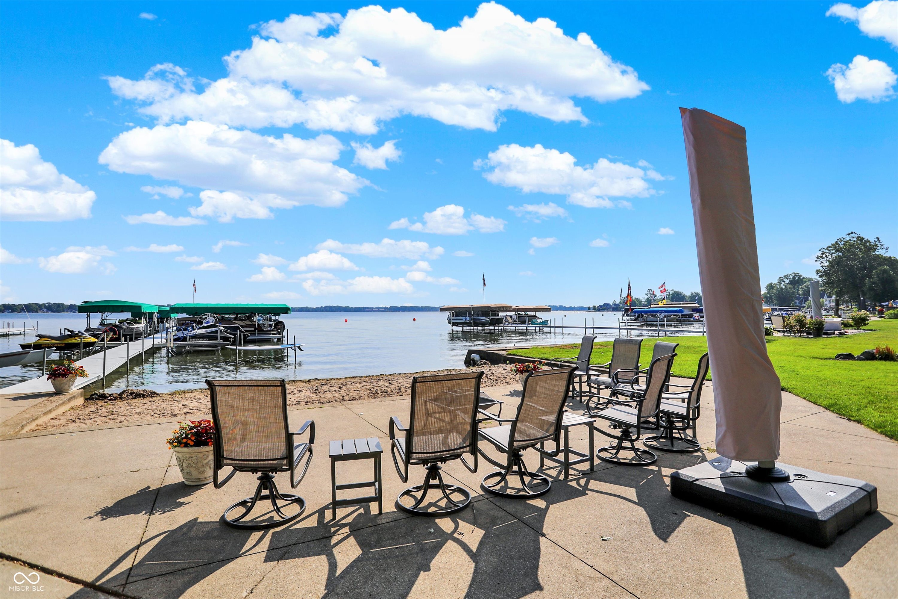 11520 N Lake View Trace Unit: 9