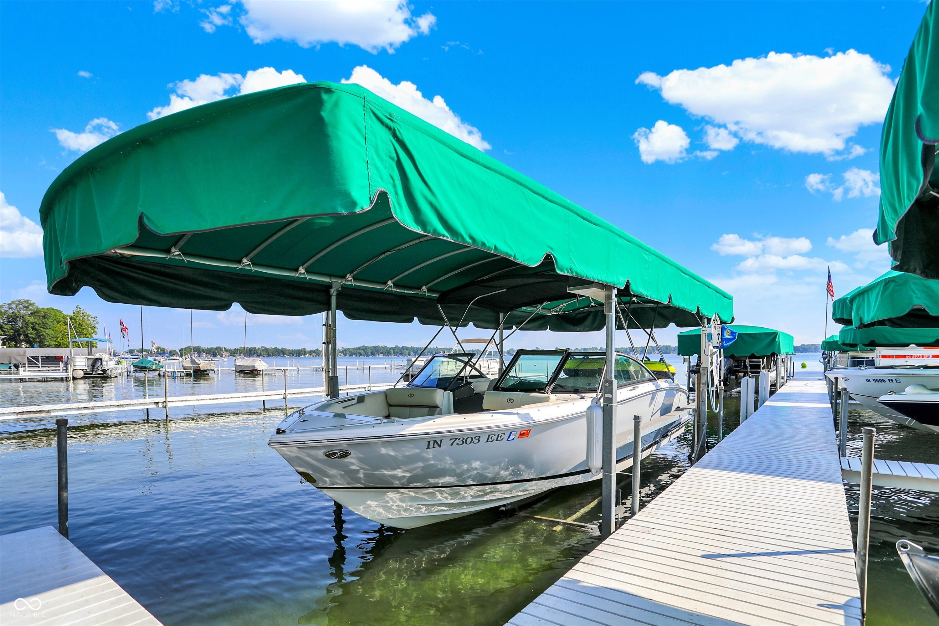 11520 N Lake View Trace Unit: 9