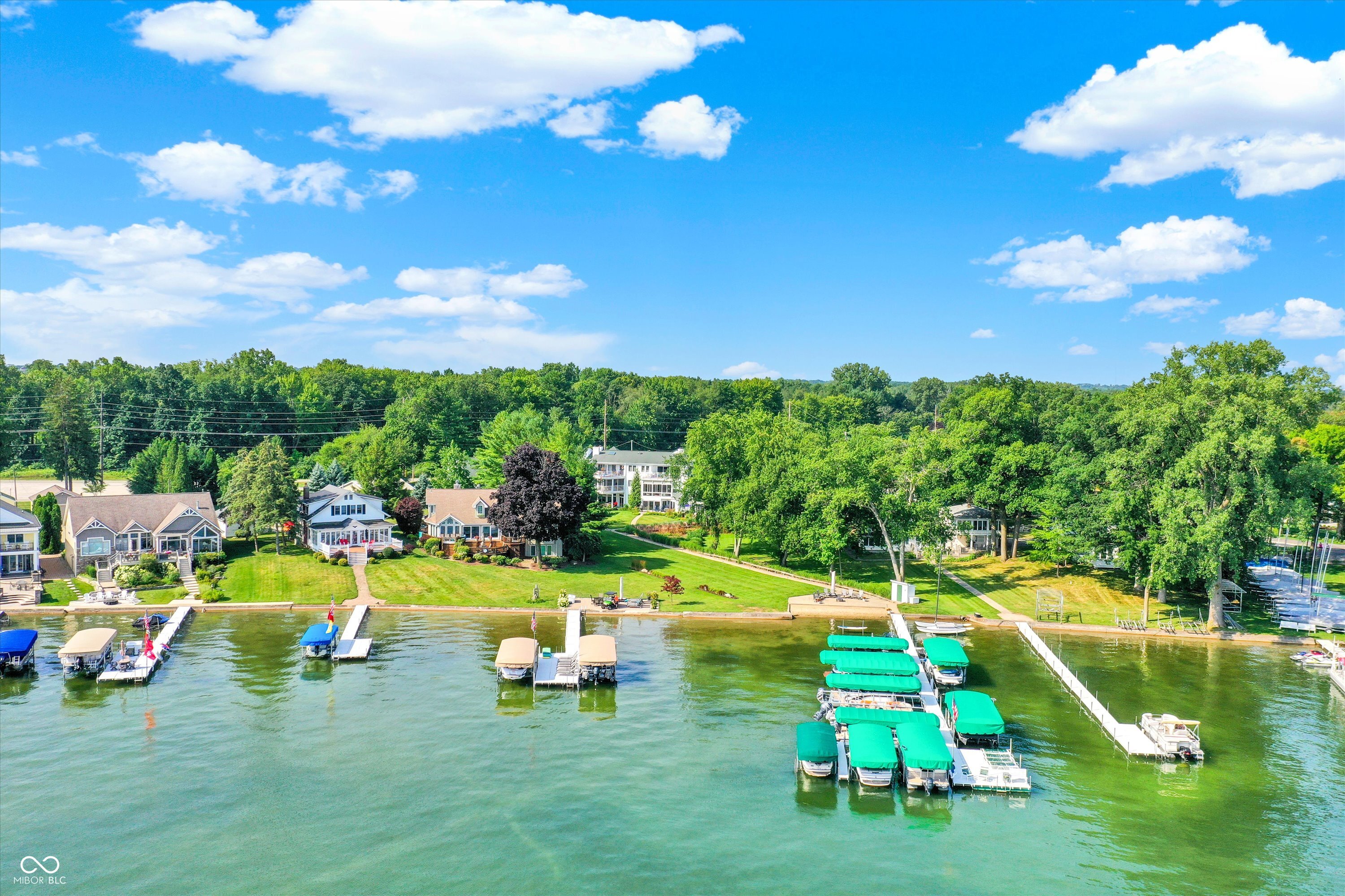 11520 N Lake View Trace Unit: 9