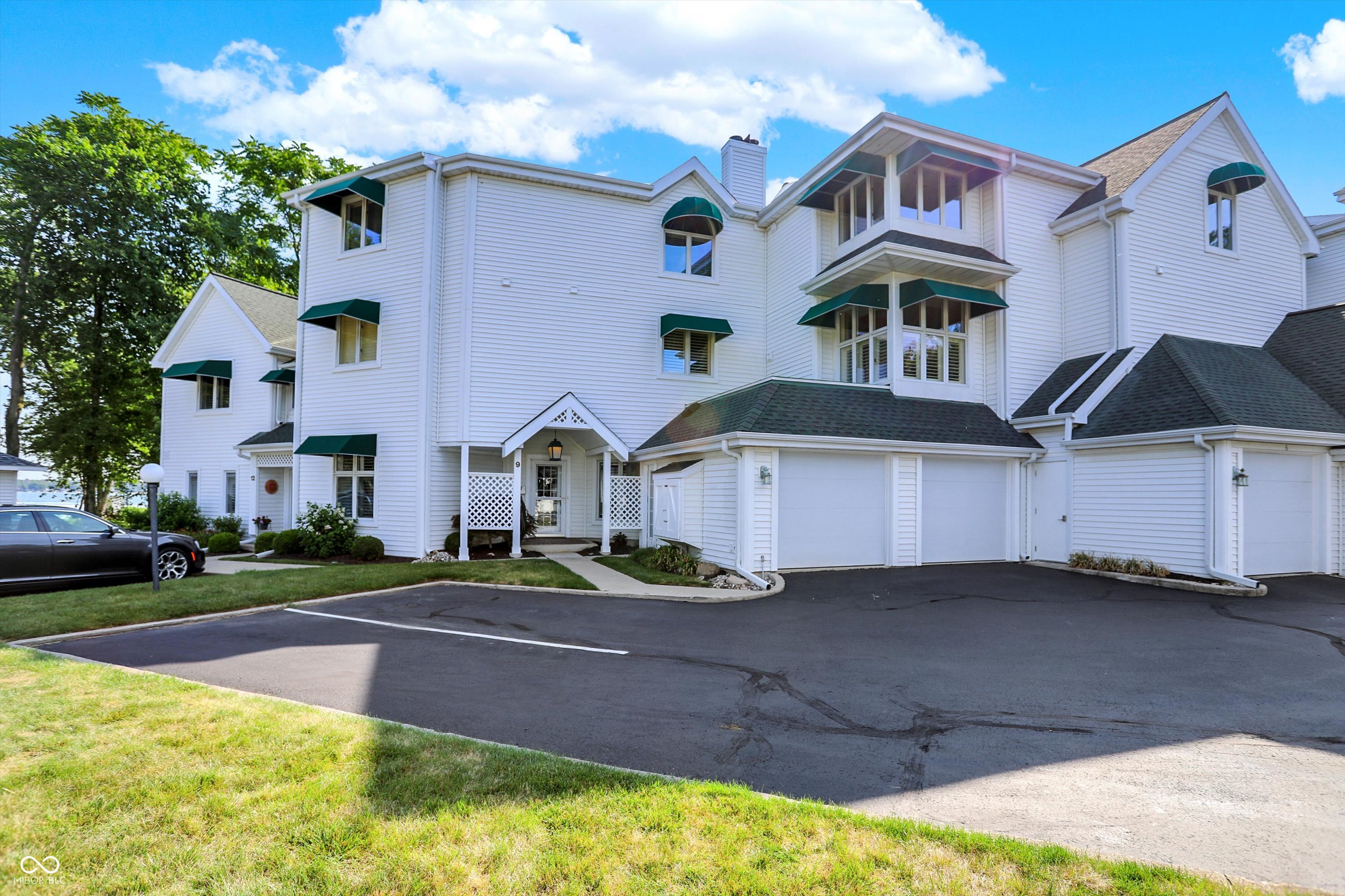 11520 N Lake View Trace Unit: 9