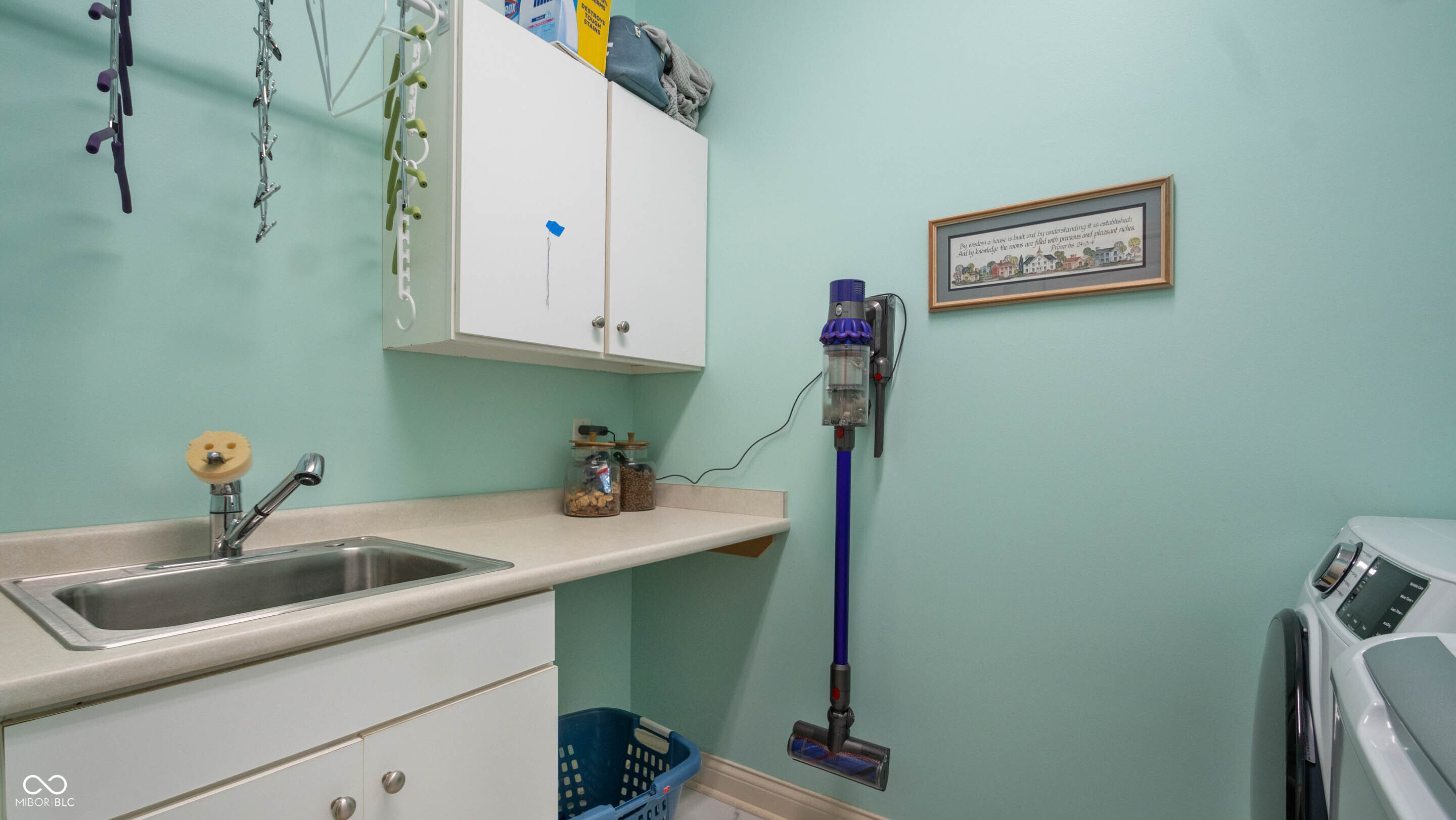 2016 Rhettsbury Street