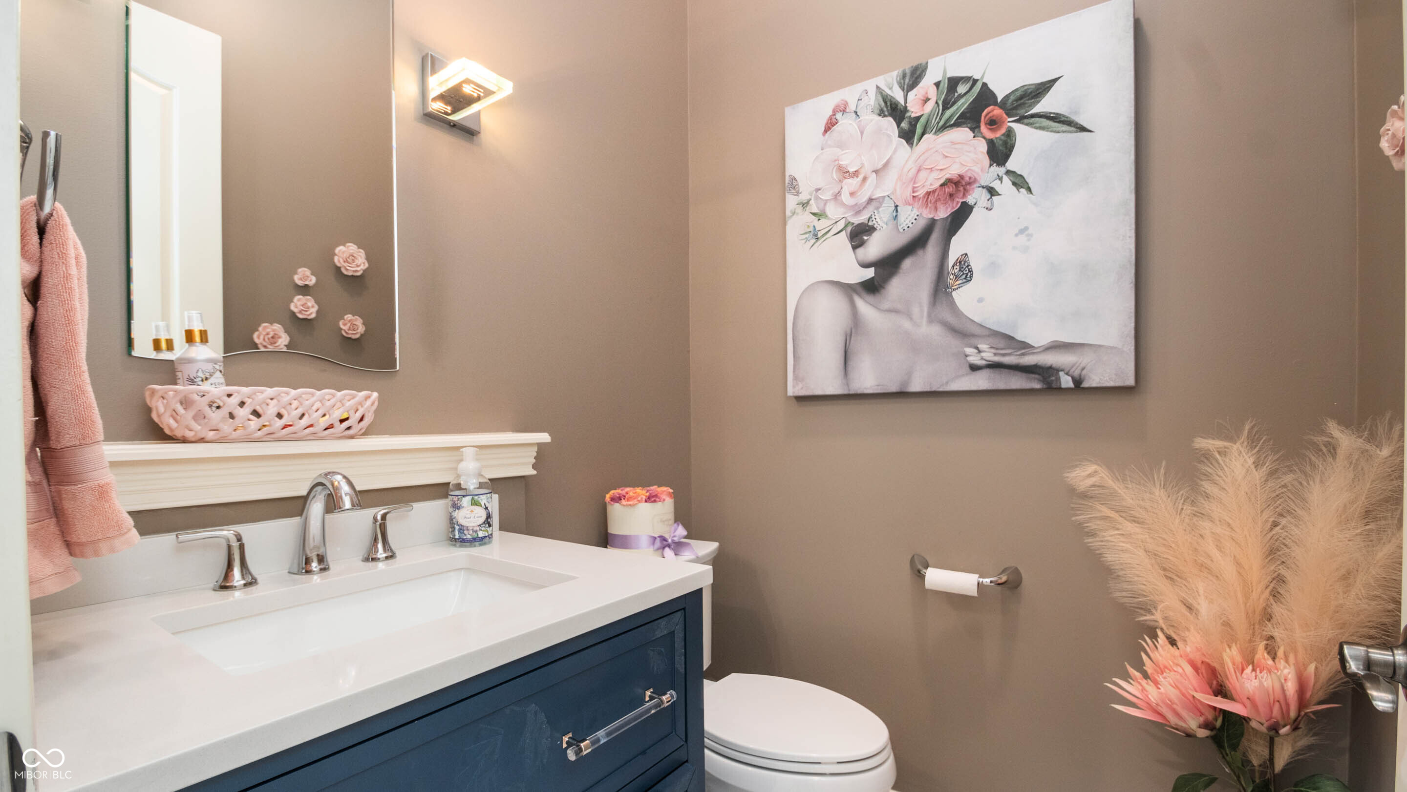 2016 Rhettsbury Street