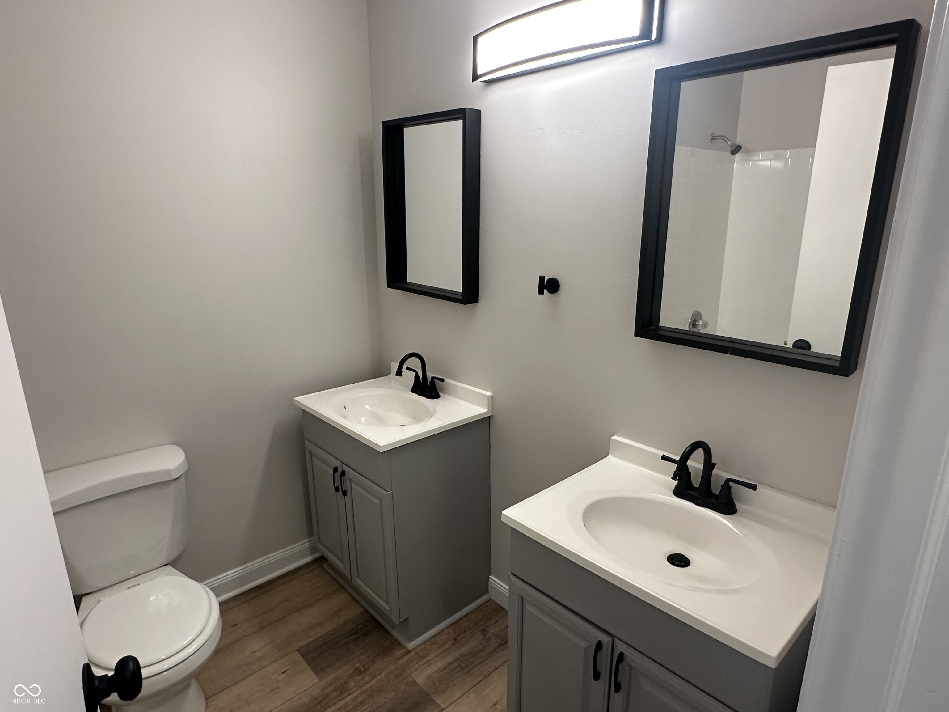 2526 Pleasant Way W