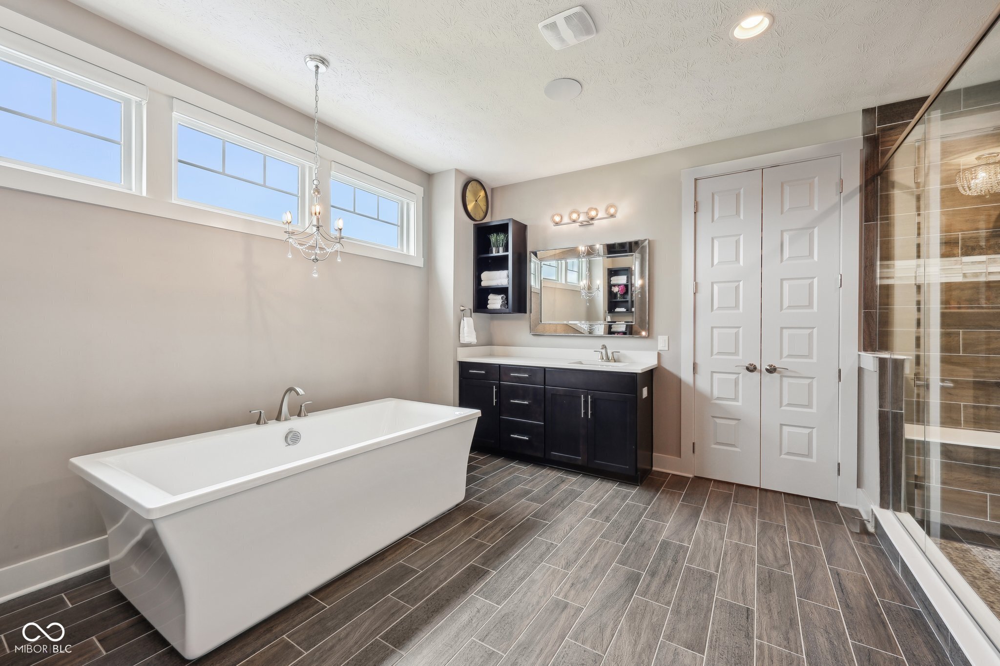 3316 Shelborne Woods Parkway