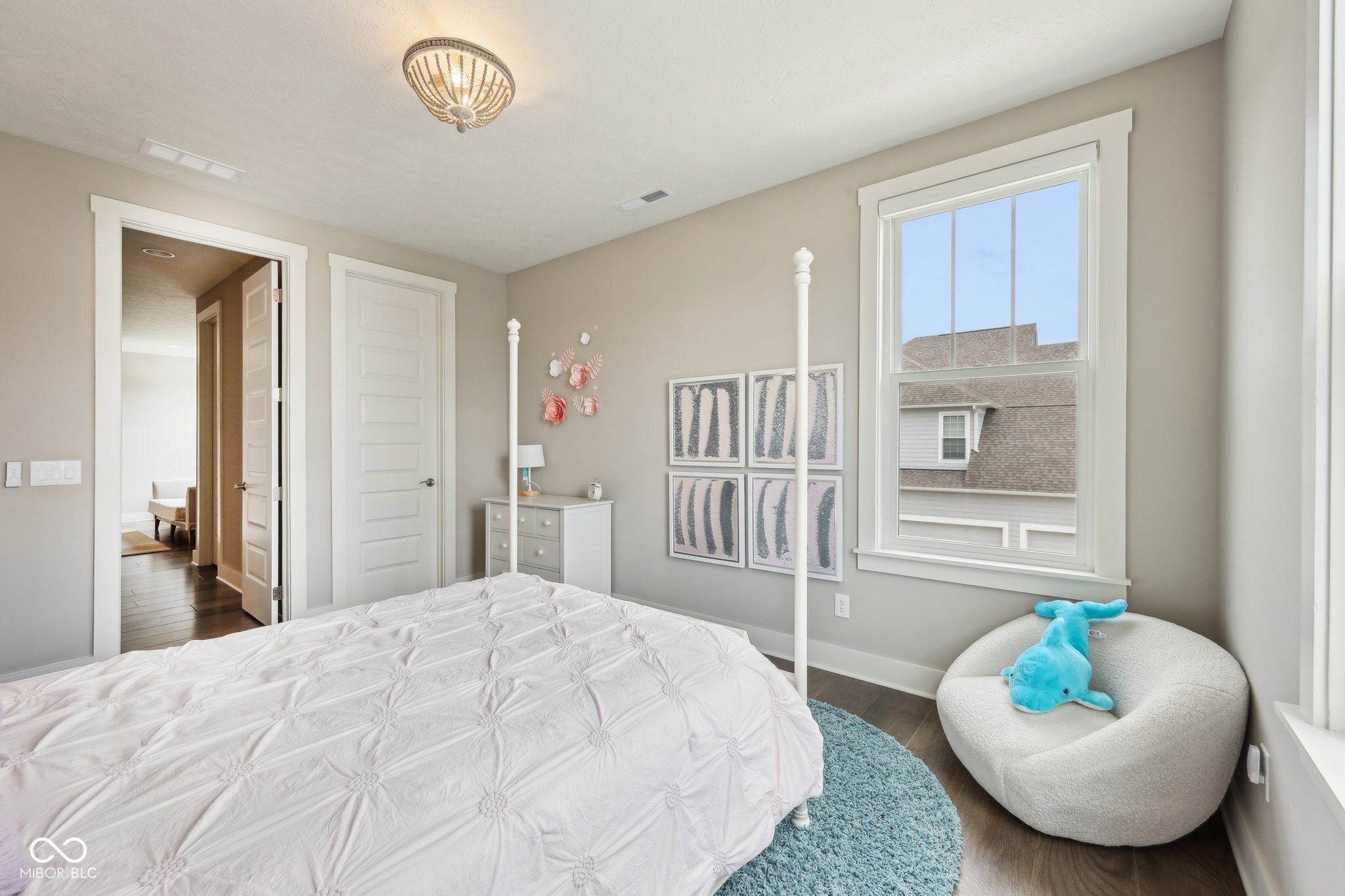 3316 Shelborne Woods Parkway