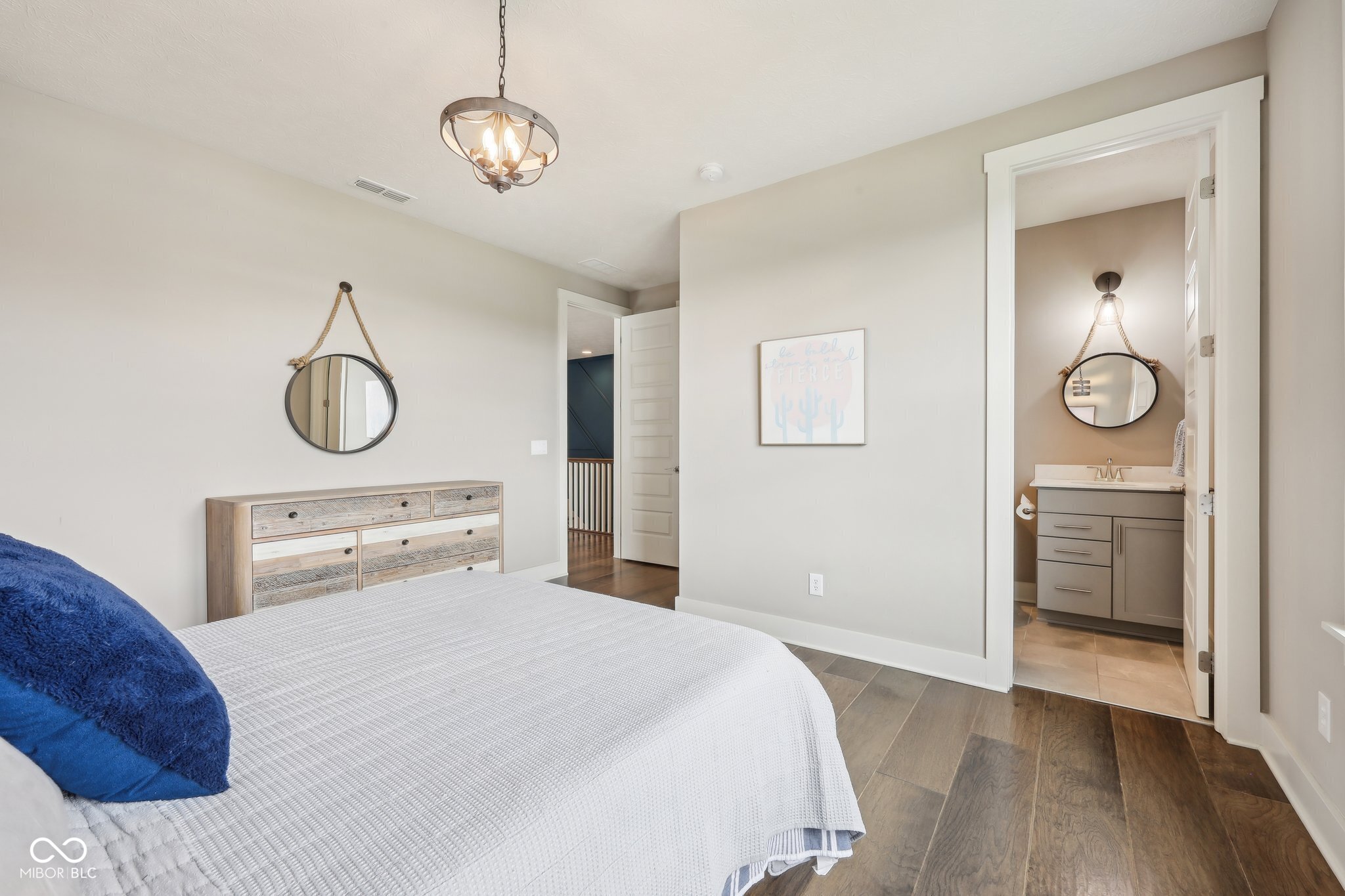 3316 Shelborne Woods Parkway