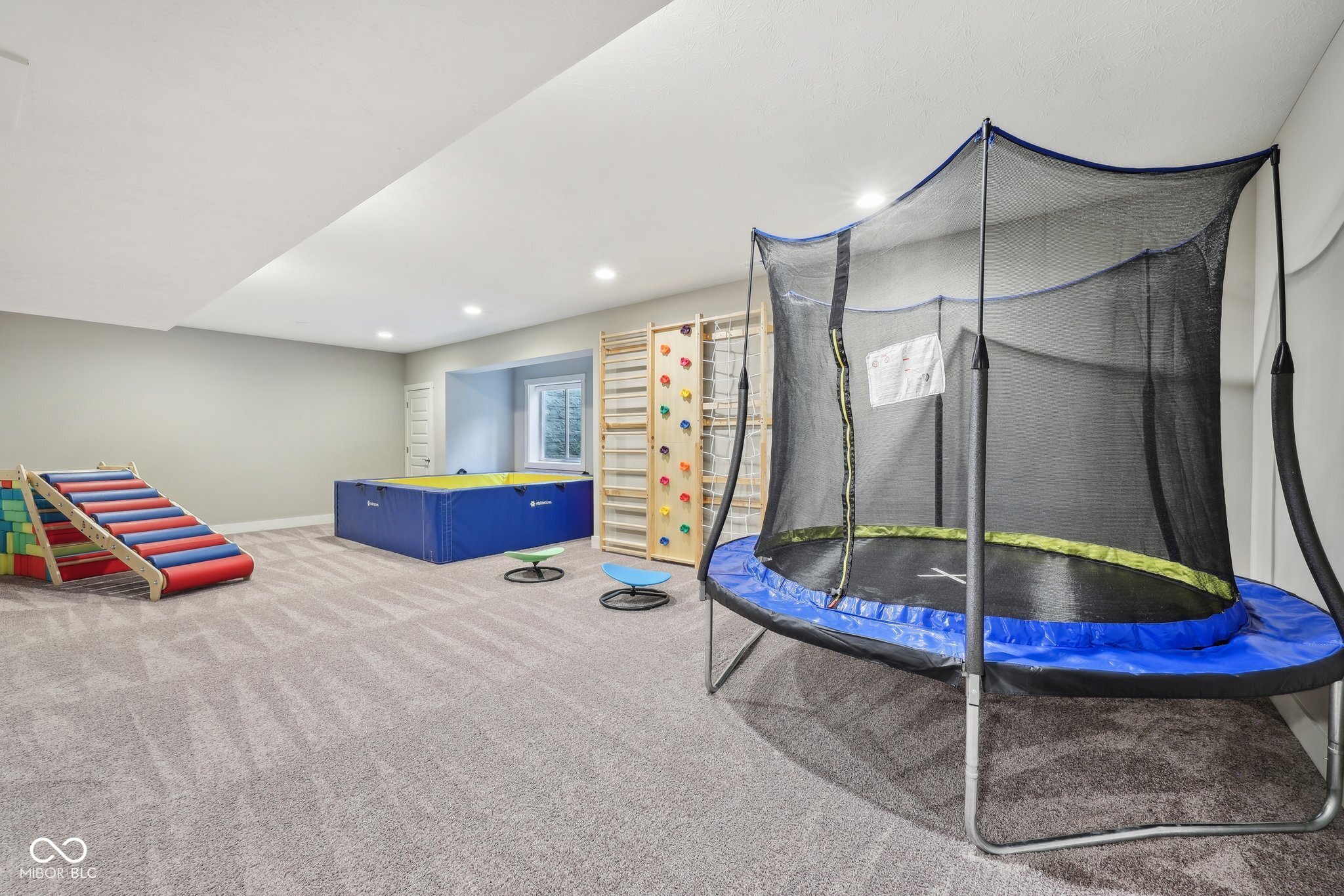 3316 Shelborne Woods Parkway