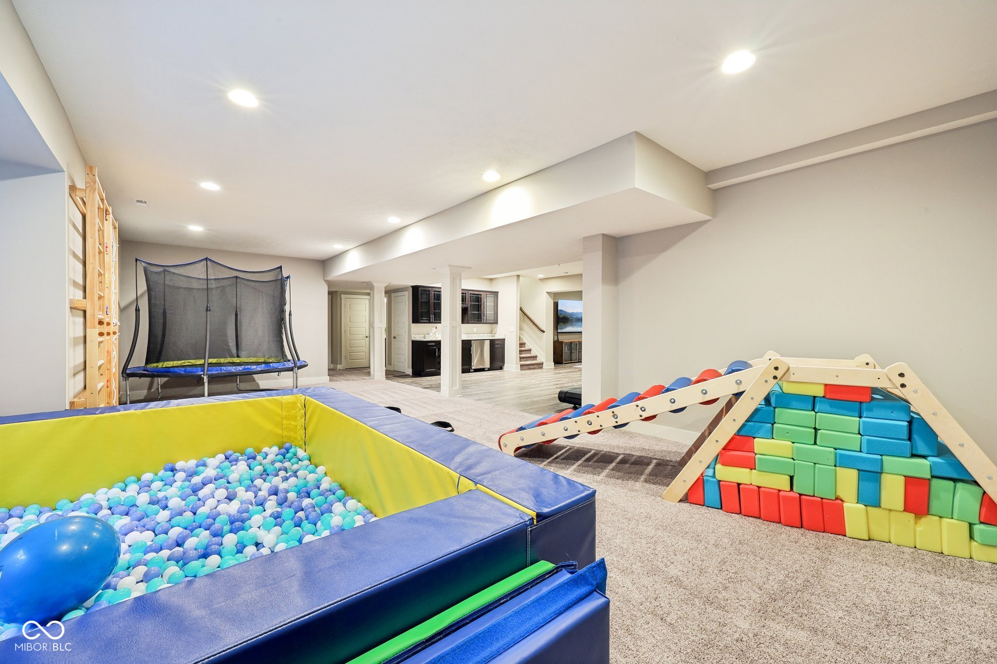 3316 Shelborne Woods Parkway