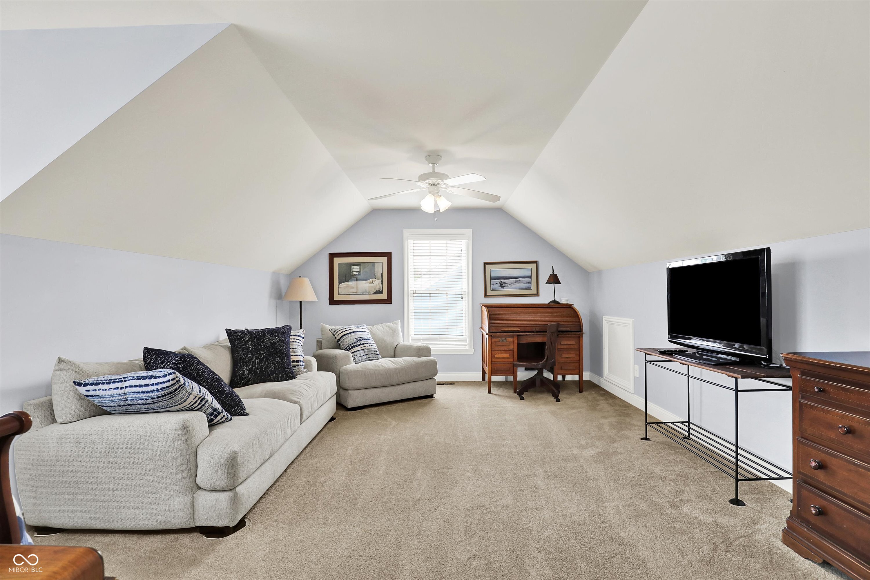 12999 Deerstyne Green Street