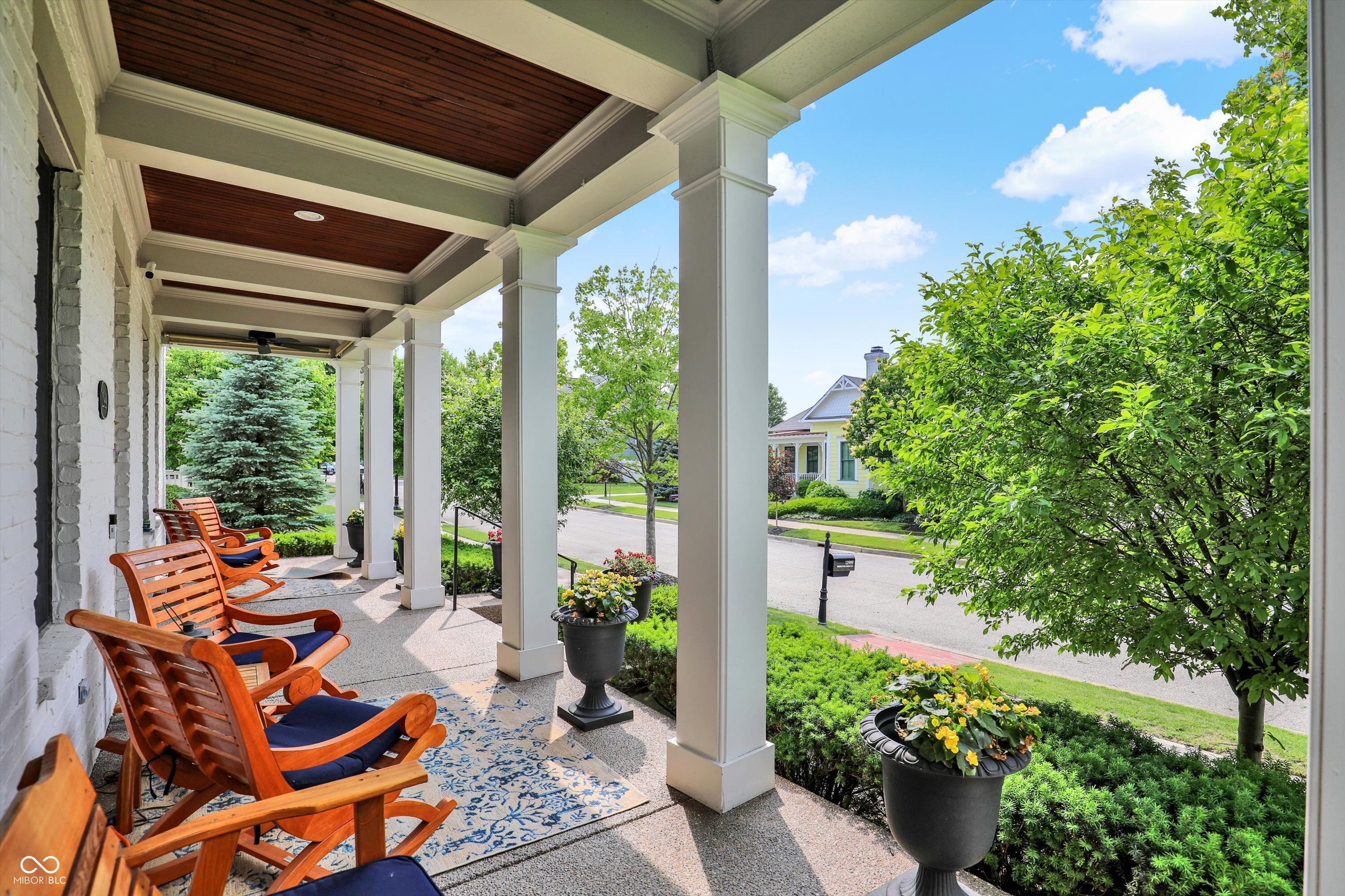 12999 Deerstyne Green Street