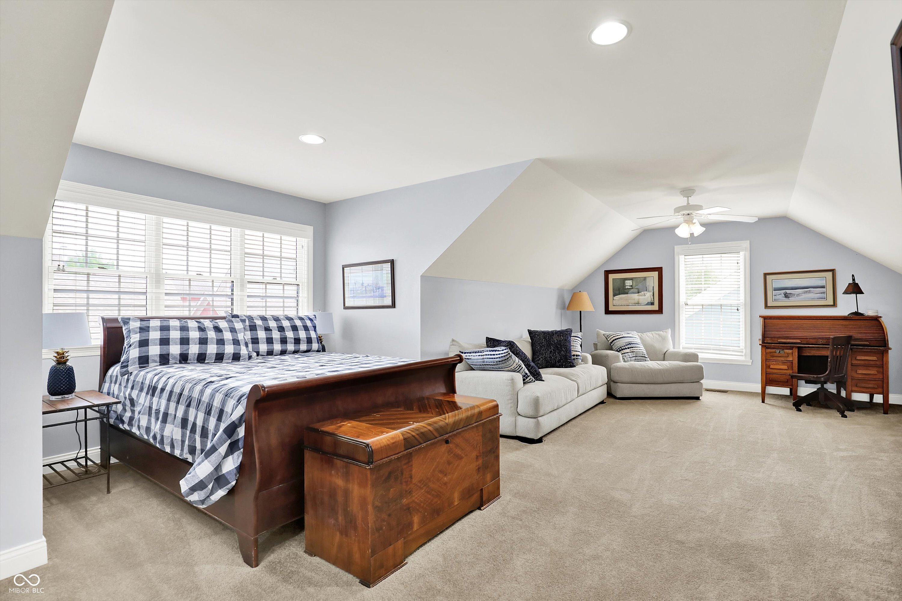 12999 Deerstyne Green Street