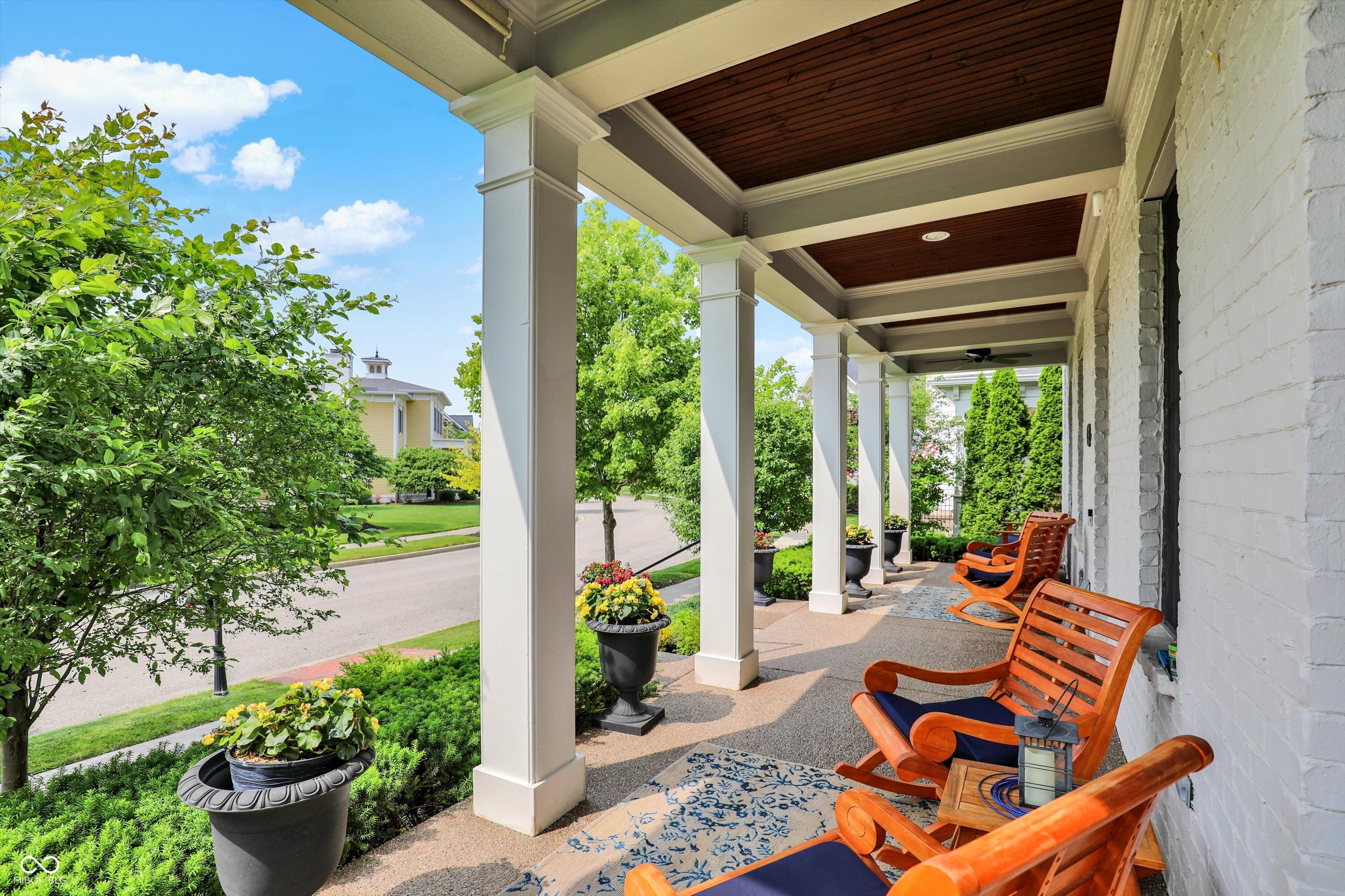 12999 Deerstyne Green Street