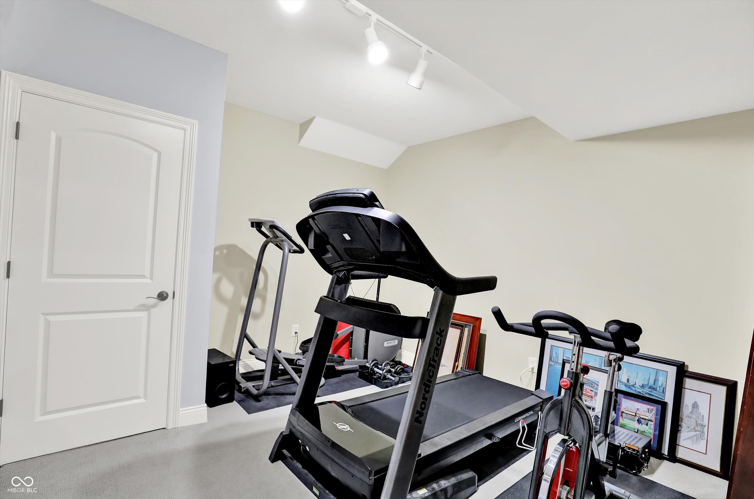 12999 Deerstyne Green Street