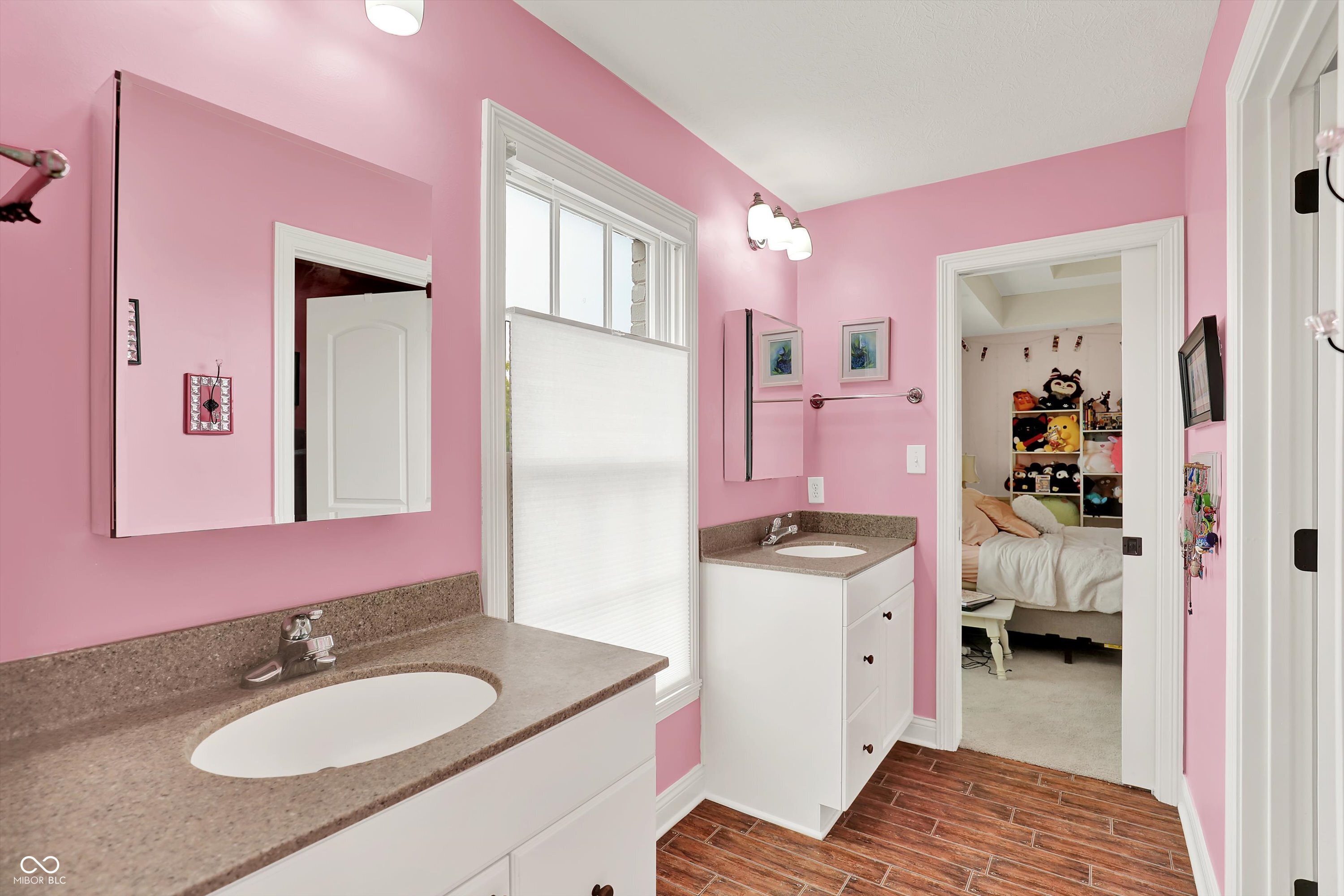 12999 Deerstyne Green Street