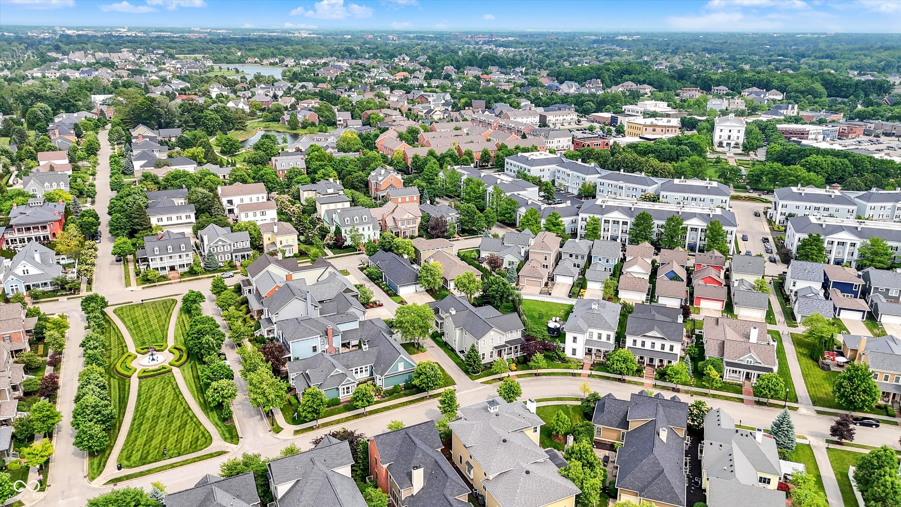 12999 Deerstyne Green Street