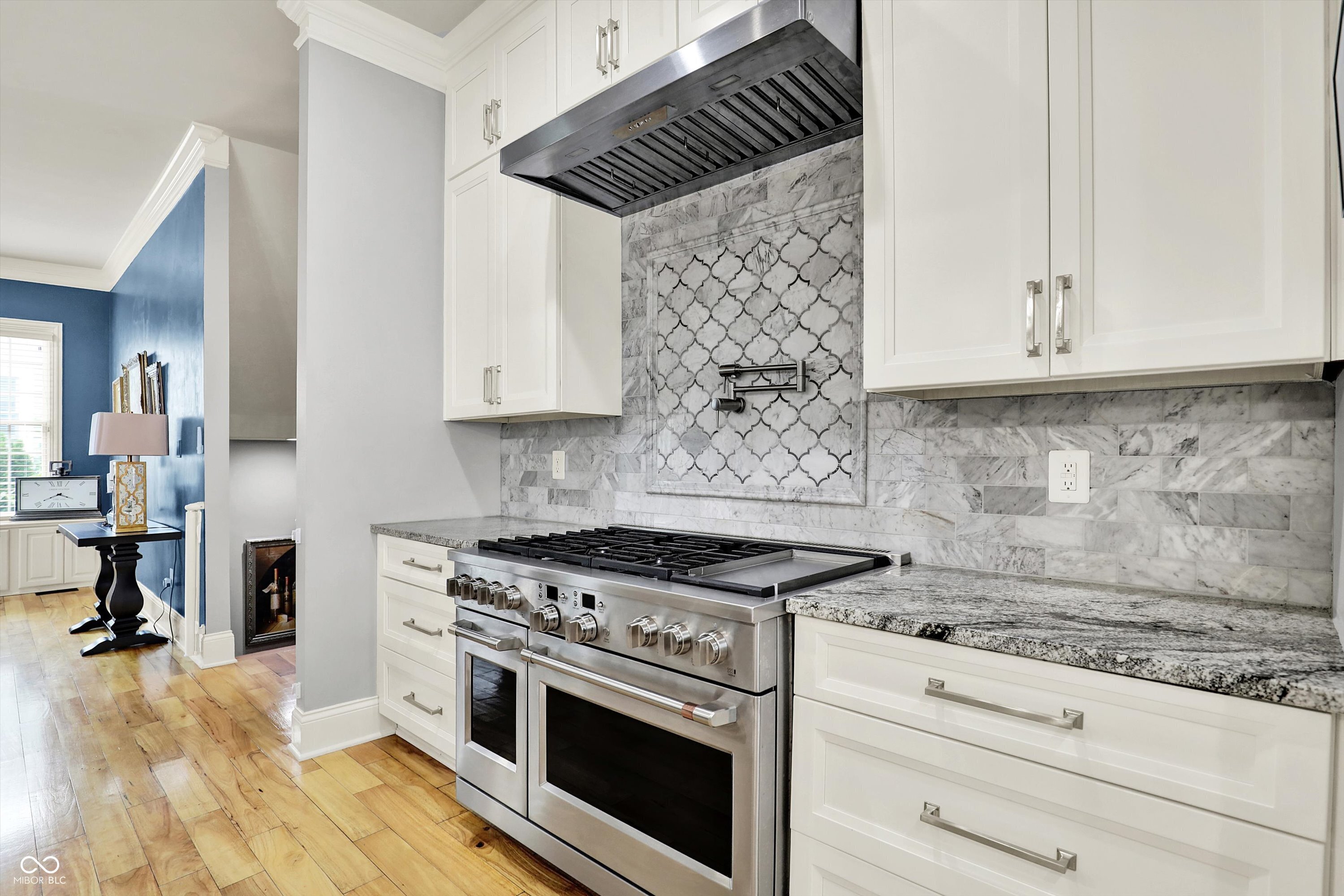 12999 Deerstyne Green Street