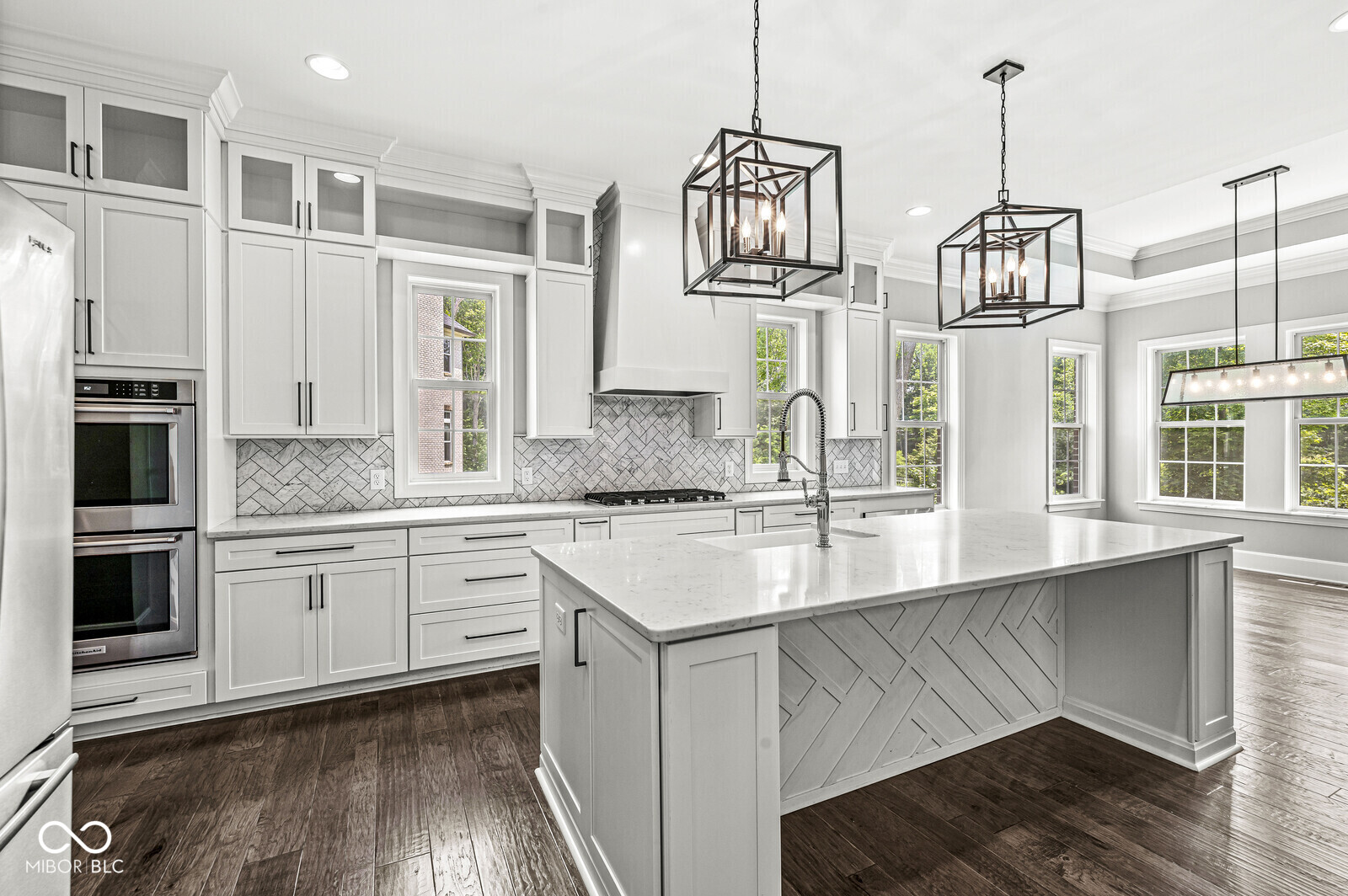 11705 Walton Crescent