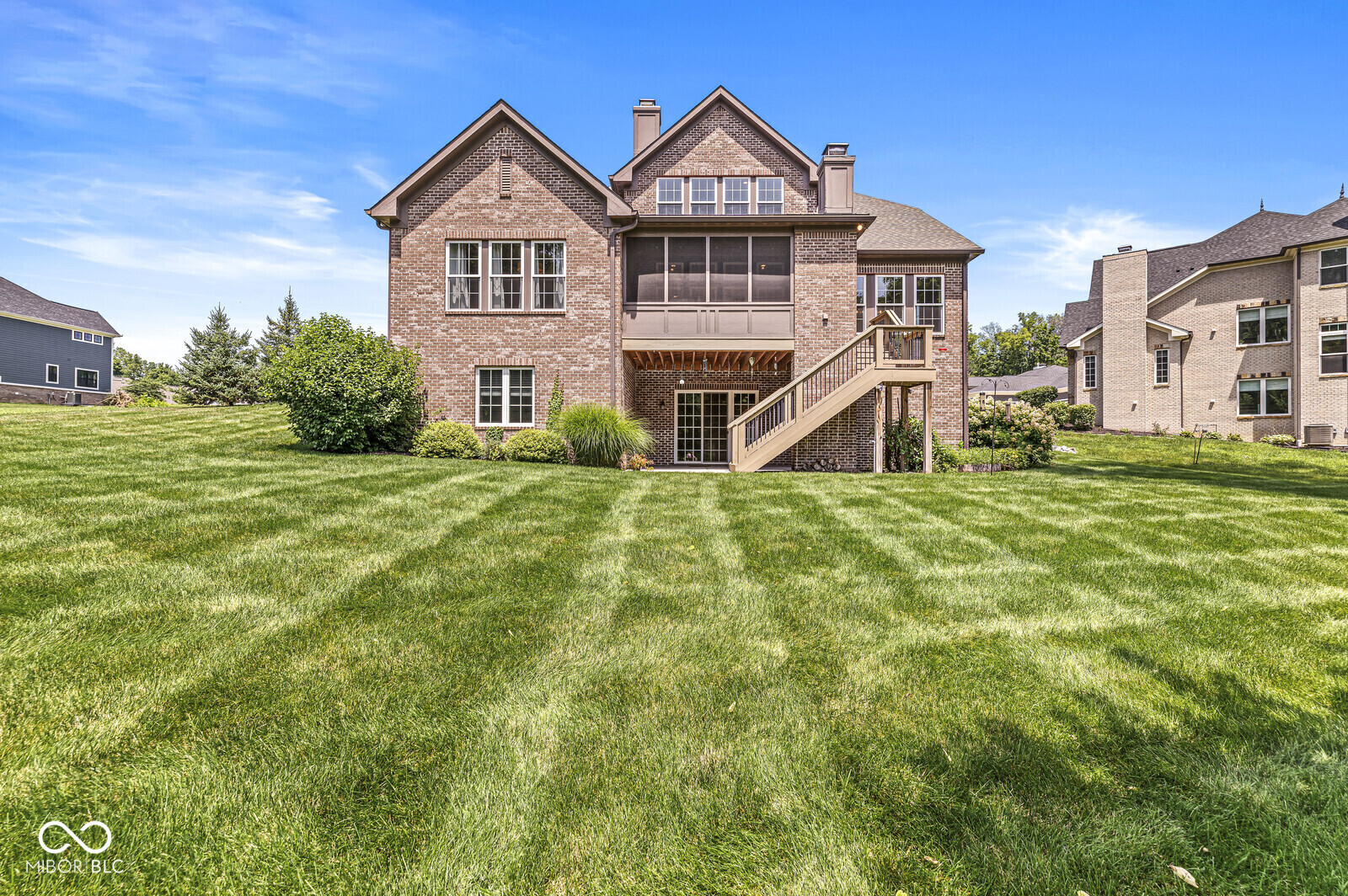 11705 Walton Crescent