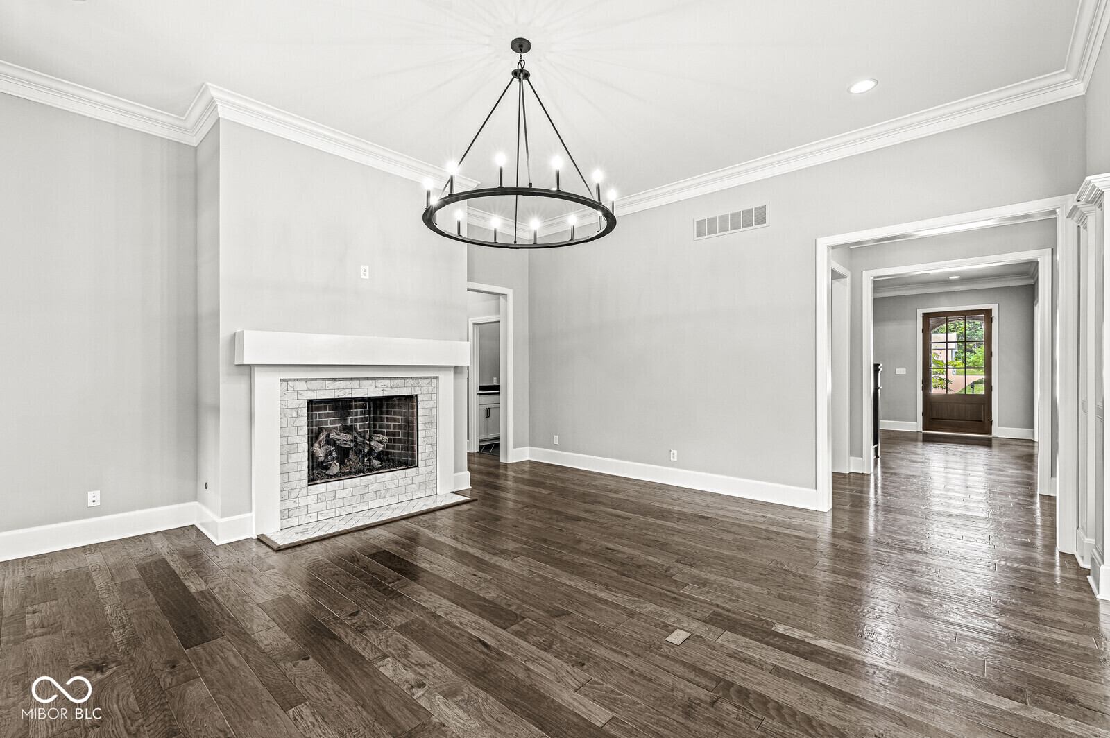 11705 Walton Crescent