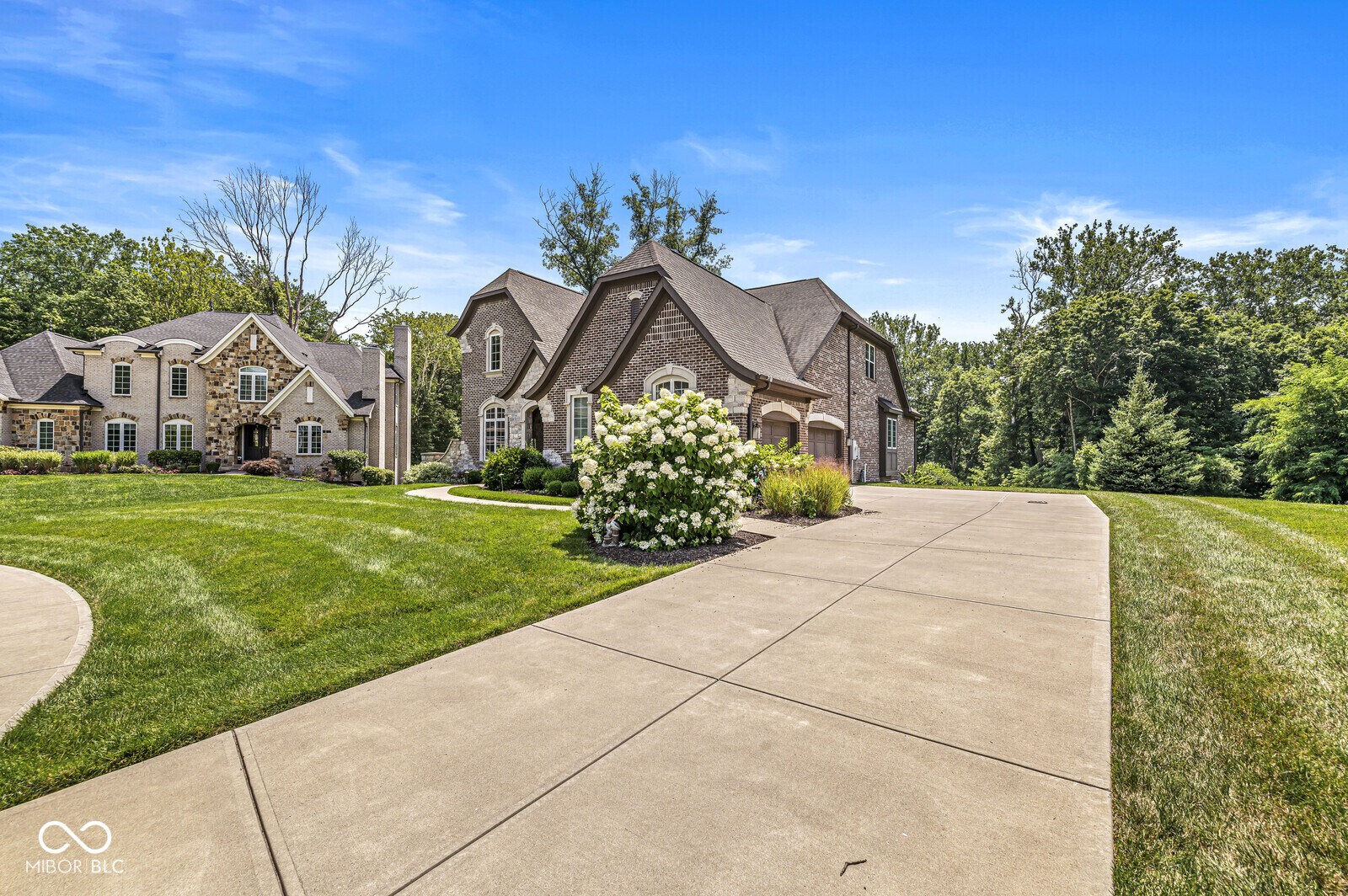 11705 Walton Crescent