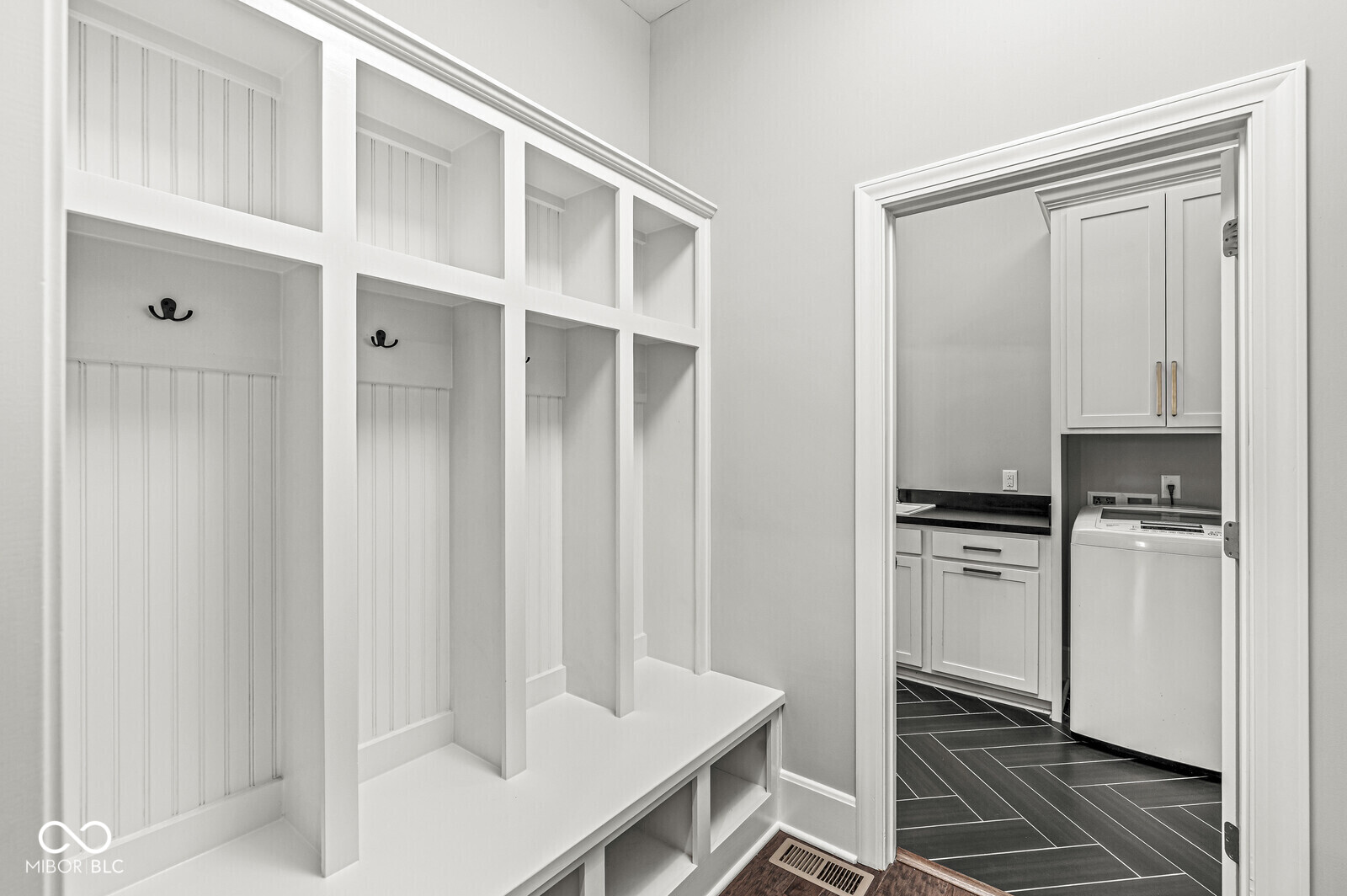 11705 Walton Crescent