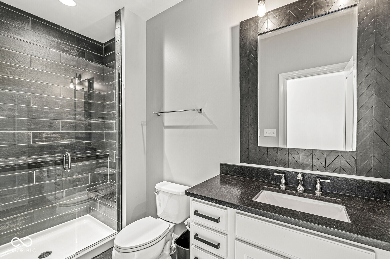 11705 Walton Crescent