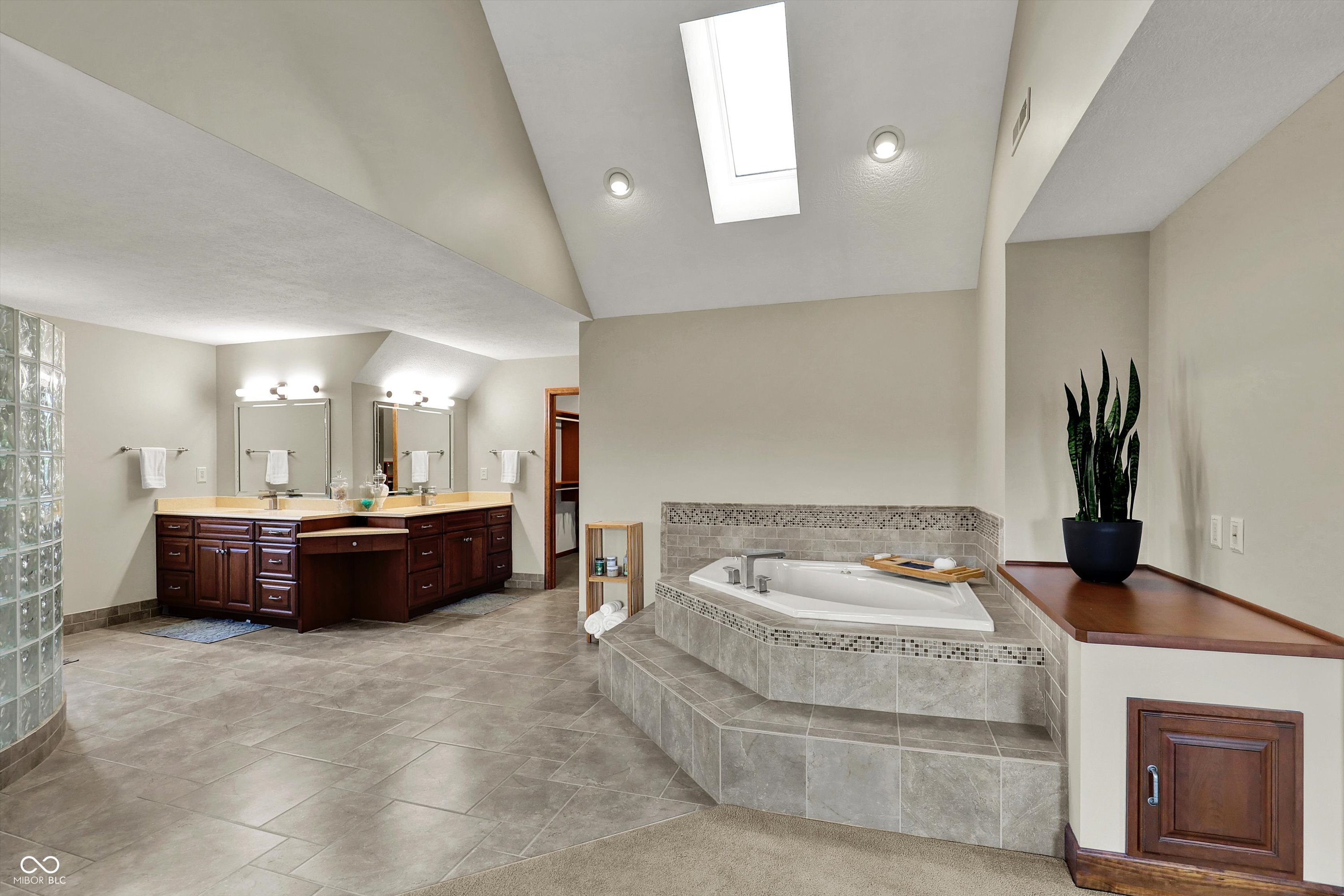 1408 Eagle Trace Drive