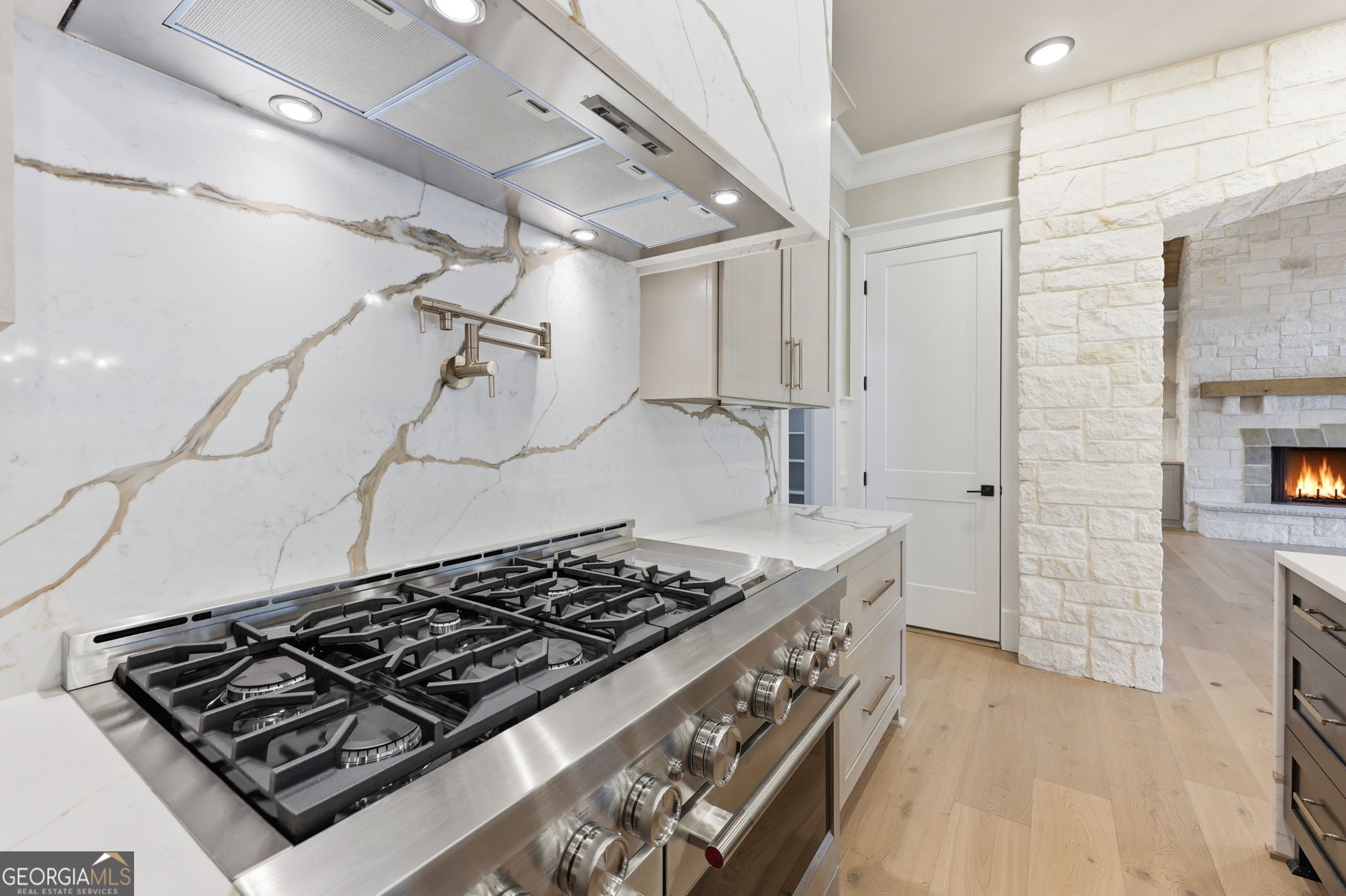 4175 Cumberland Point Drive