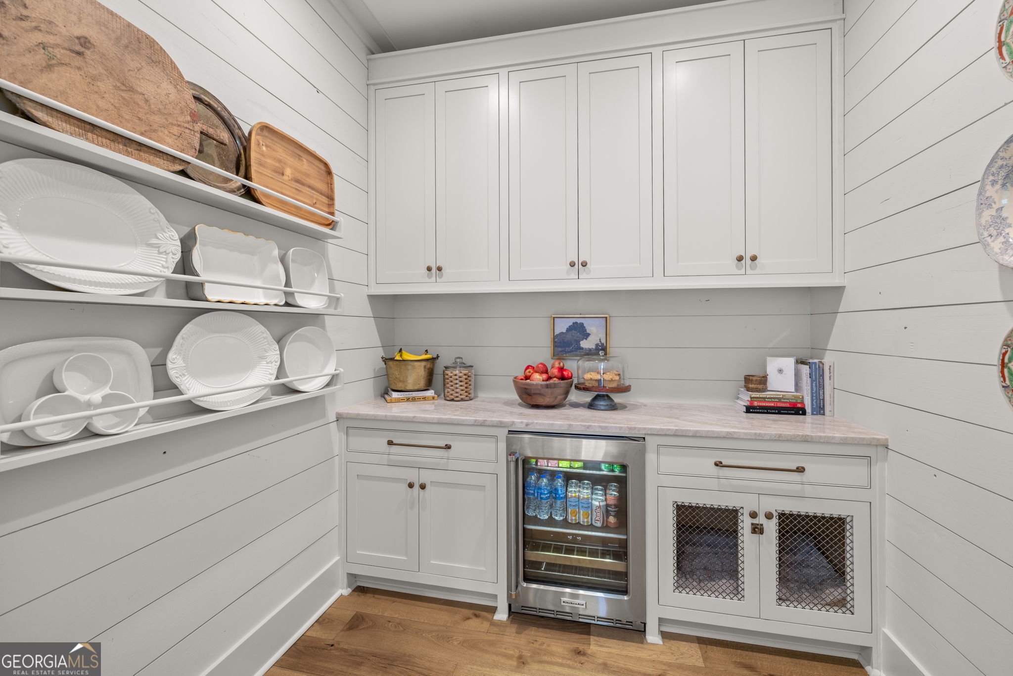 218 Lake Pointe Drive