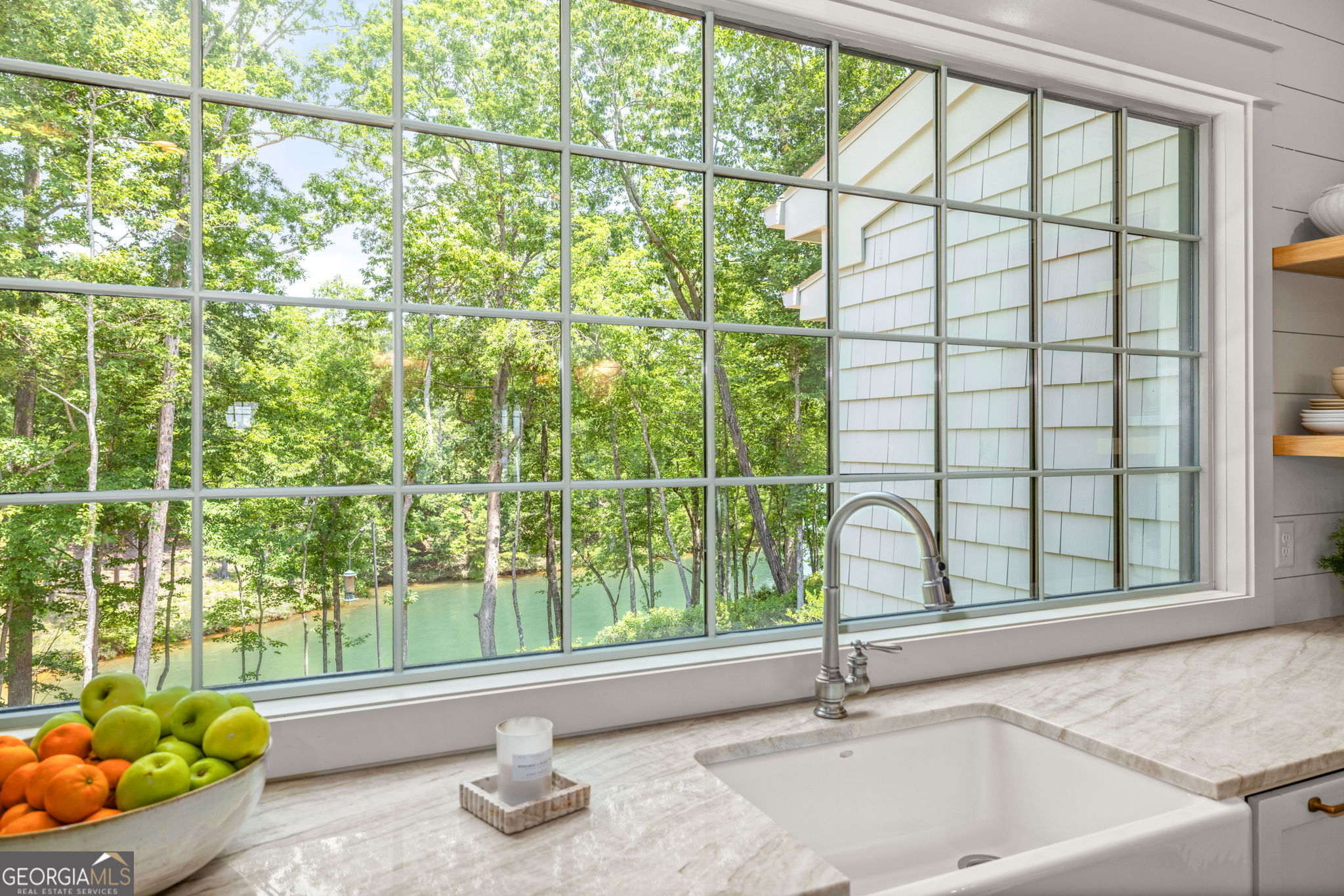 218 Lake Pointe Drive