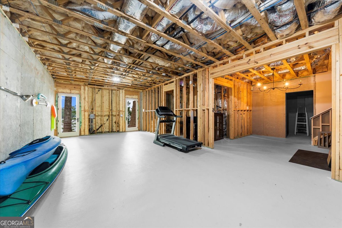 218 Lake Pointe Drive