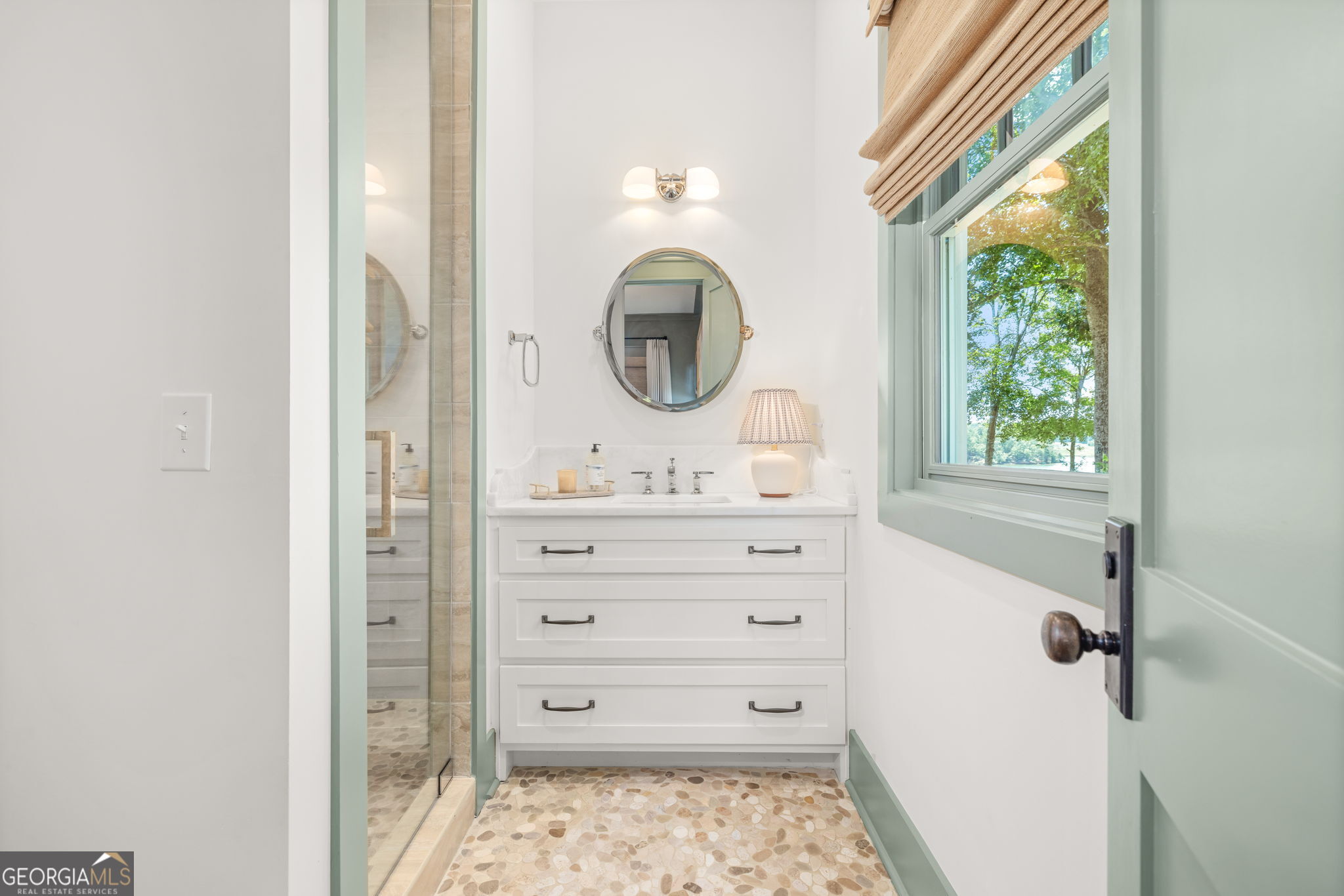 218 Lake Pointe Drive