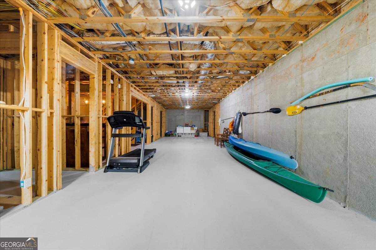 218 Lake Pointe Drive