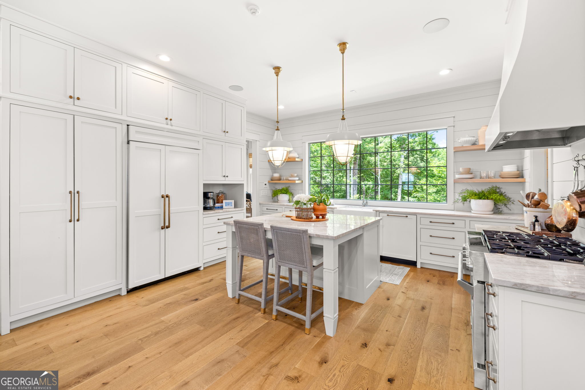 218 Lake Pointe Drive