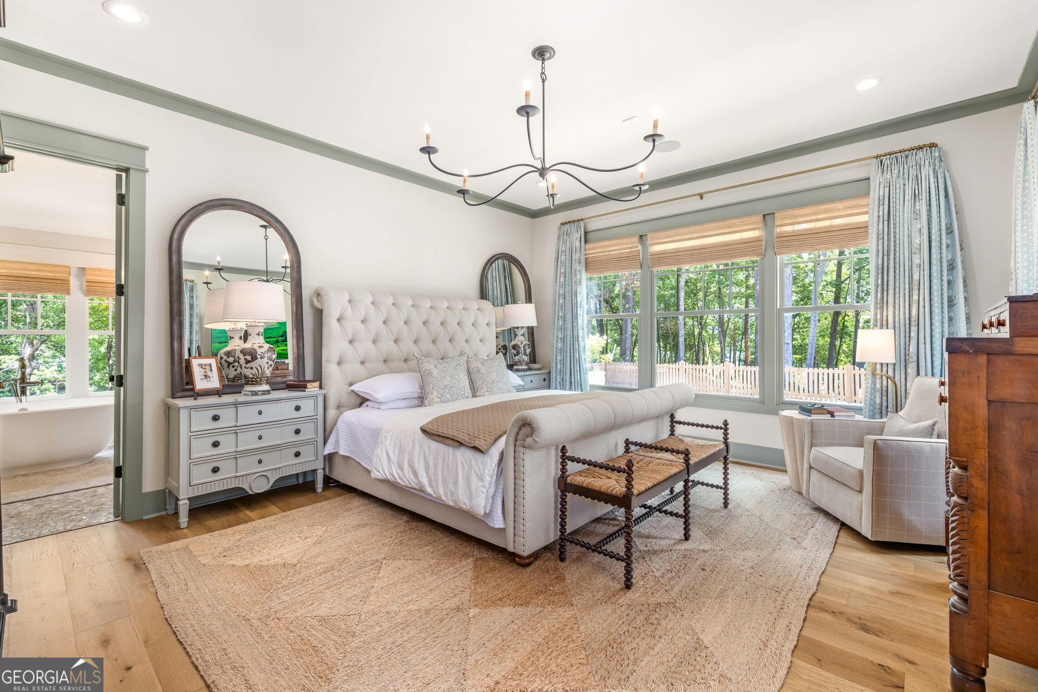 218 Lake Pointe Drive