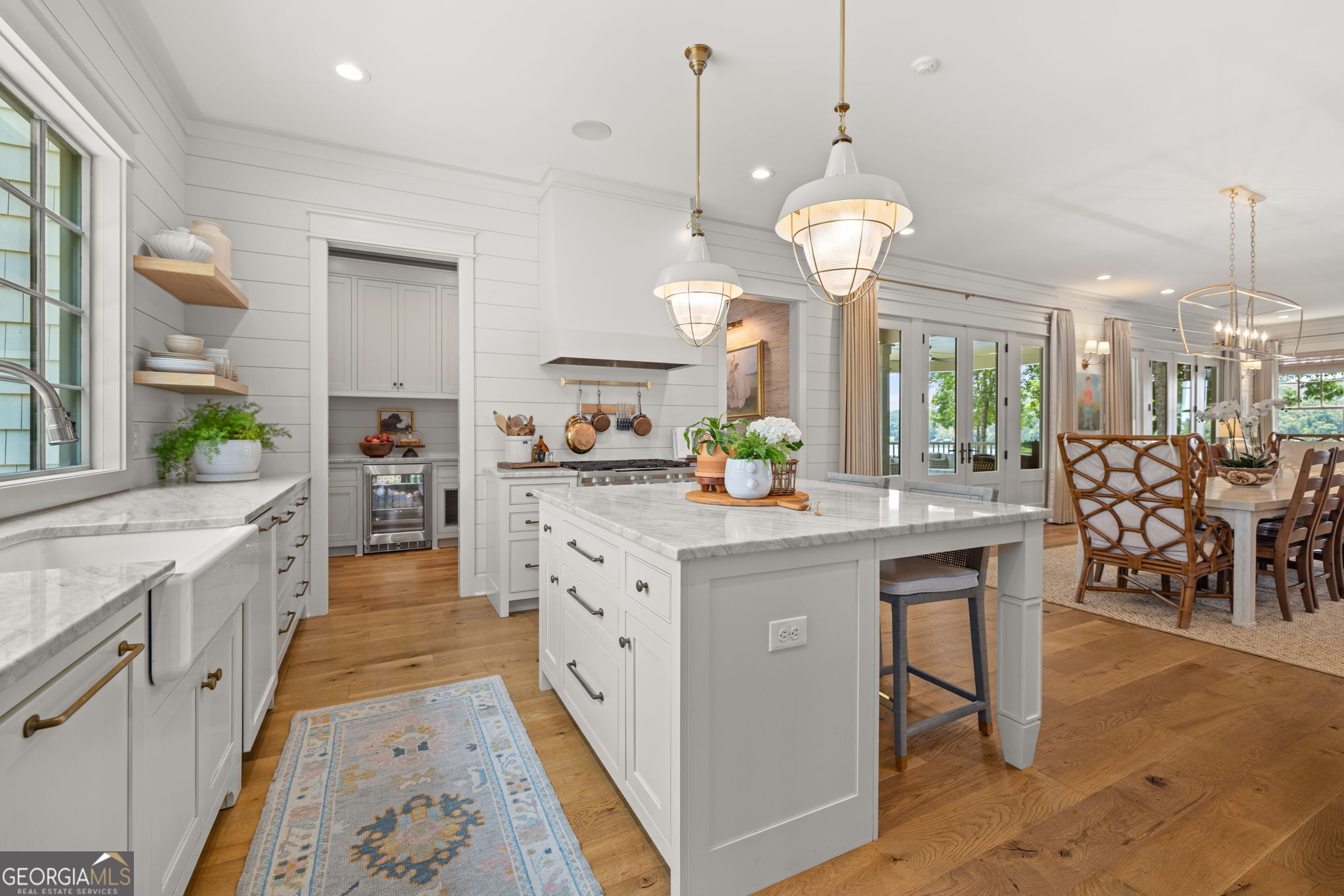 218 Lake Pointe Drive