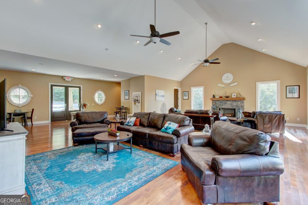 6190 Crestline Drive