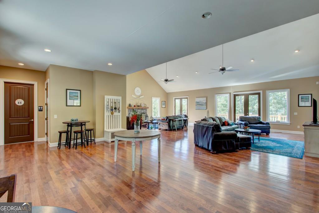 6190 Crestline Drive