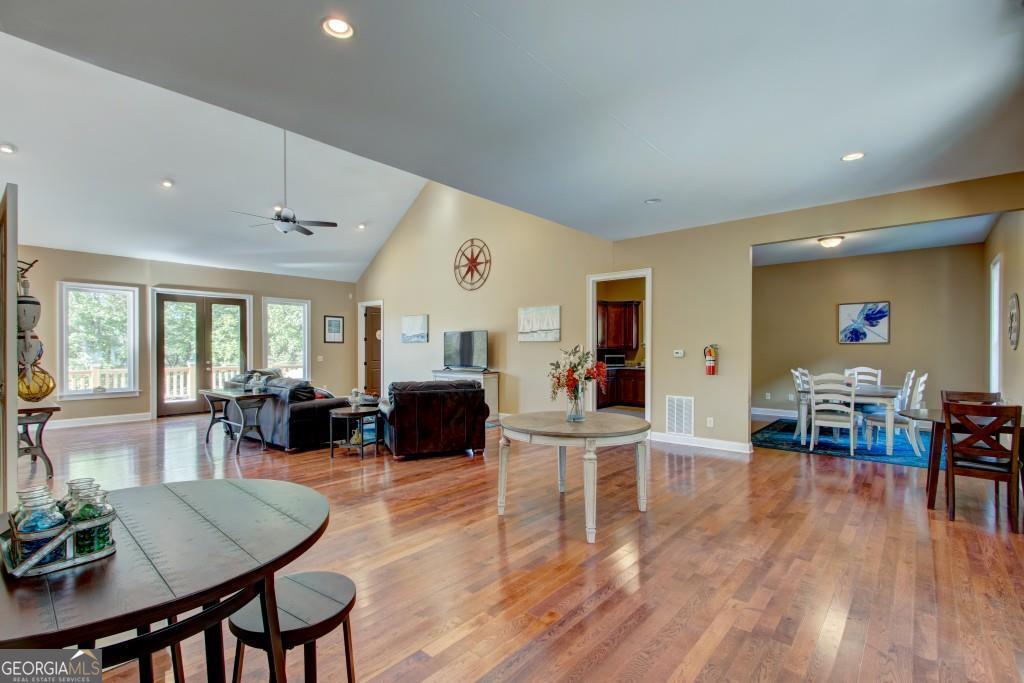 6190 Crestline Drive