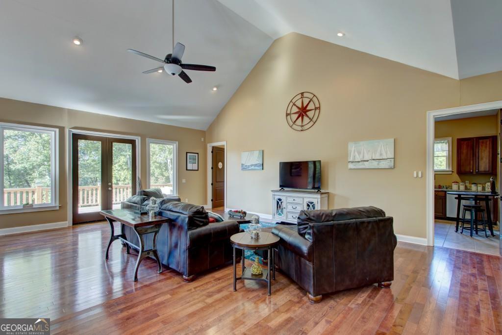 6190 Crestline Drive
