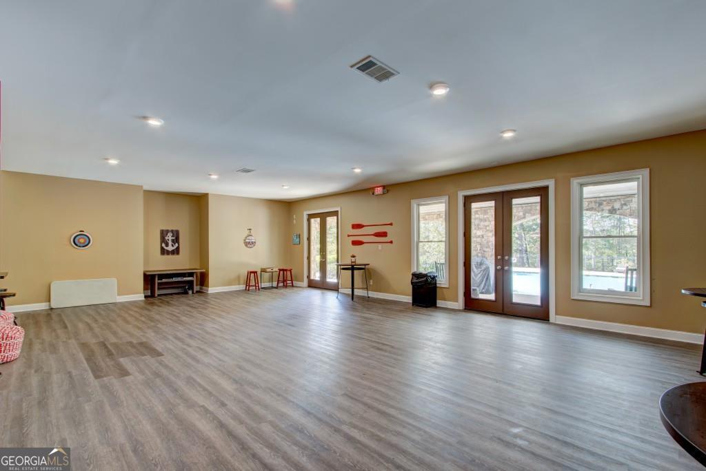 6190 Crestline Drive