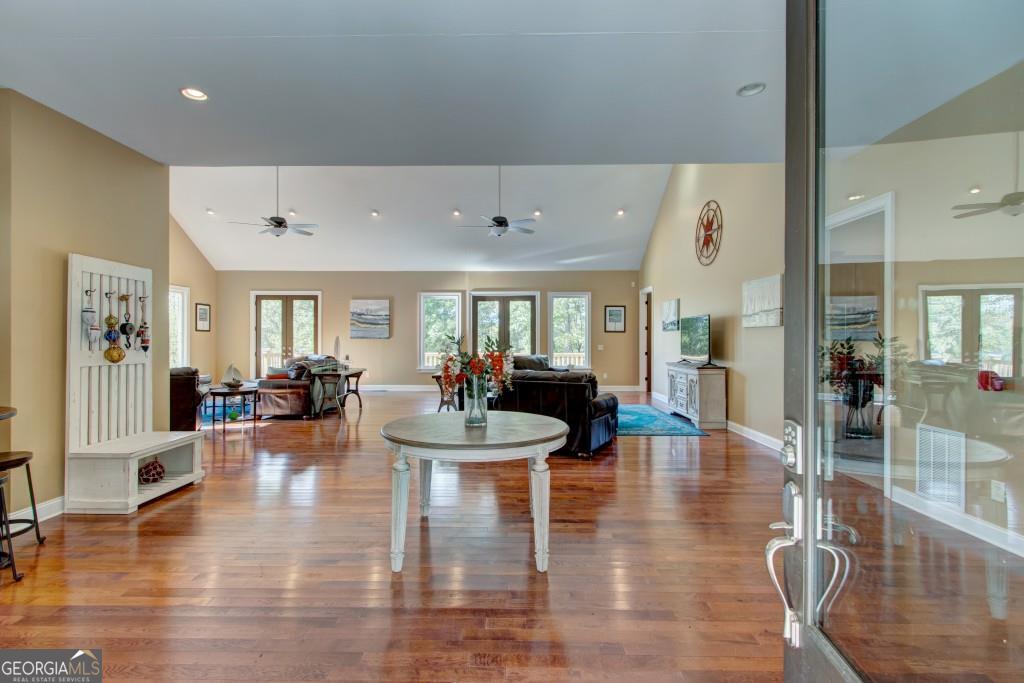 6190 Crestline Drive