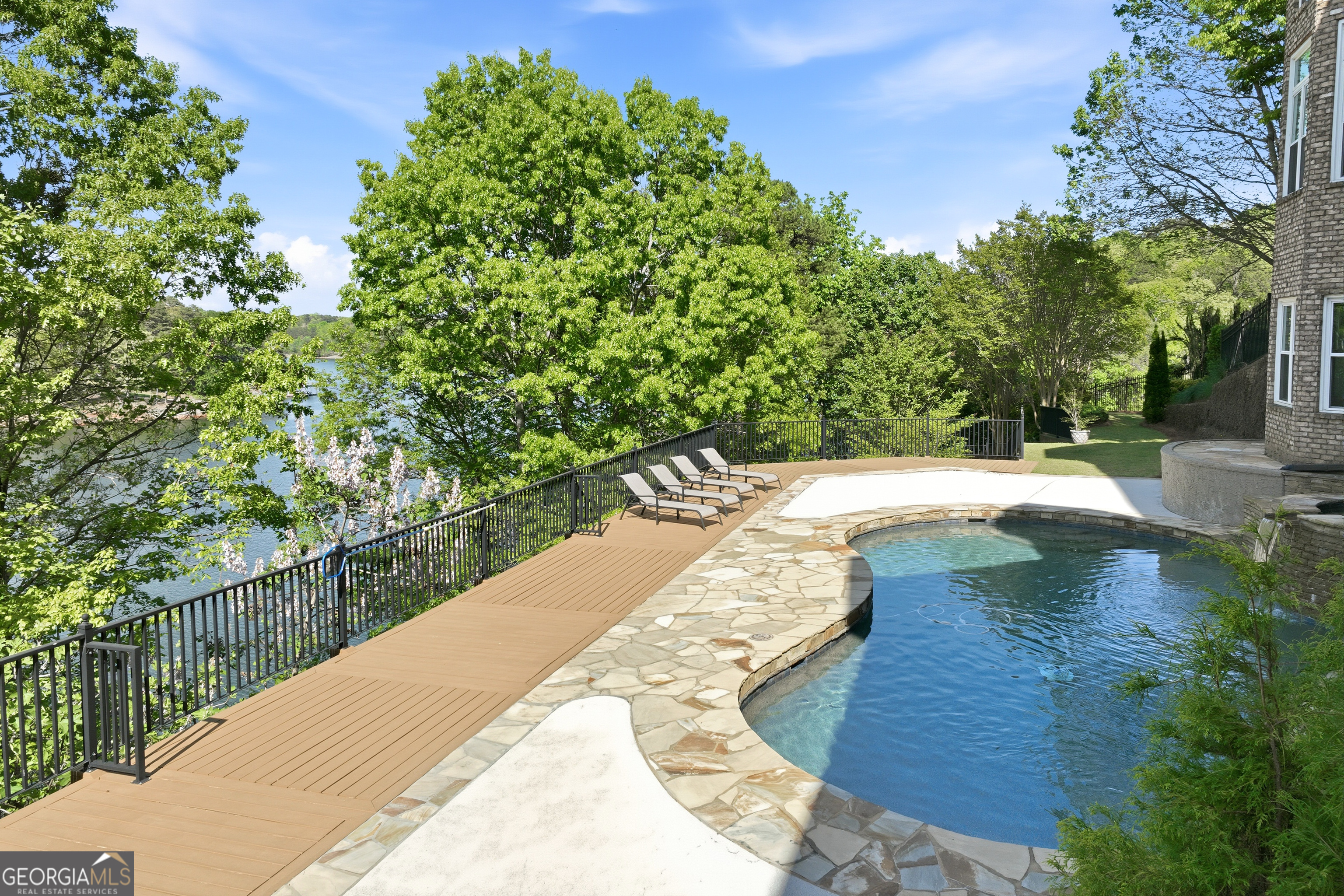 1969 River View Drive