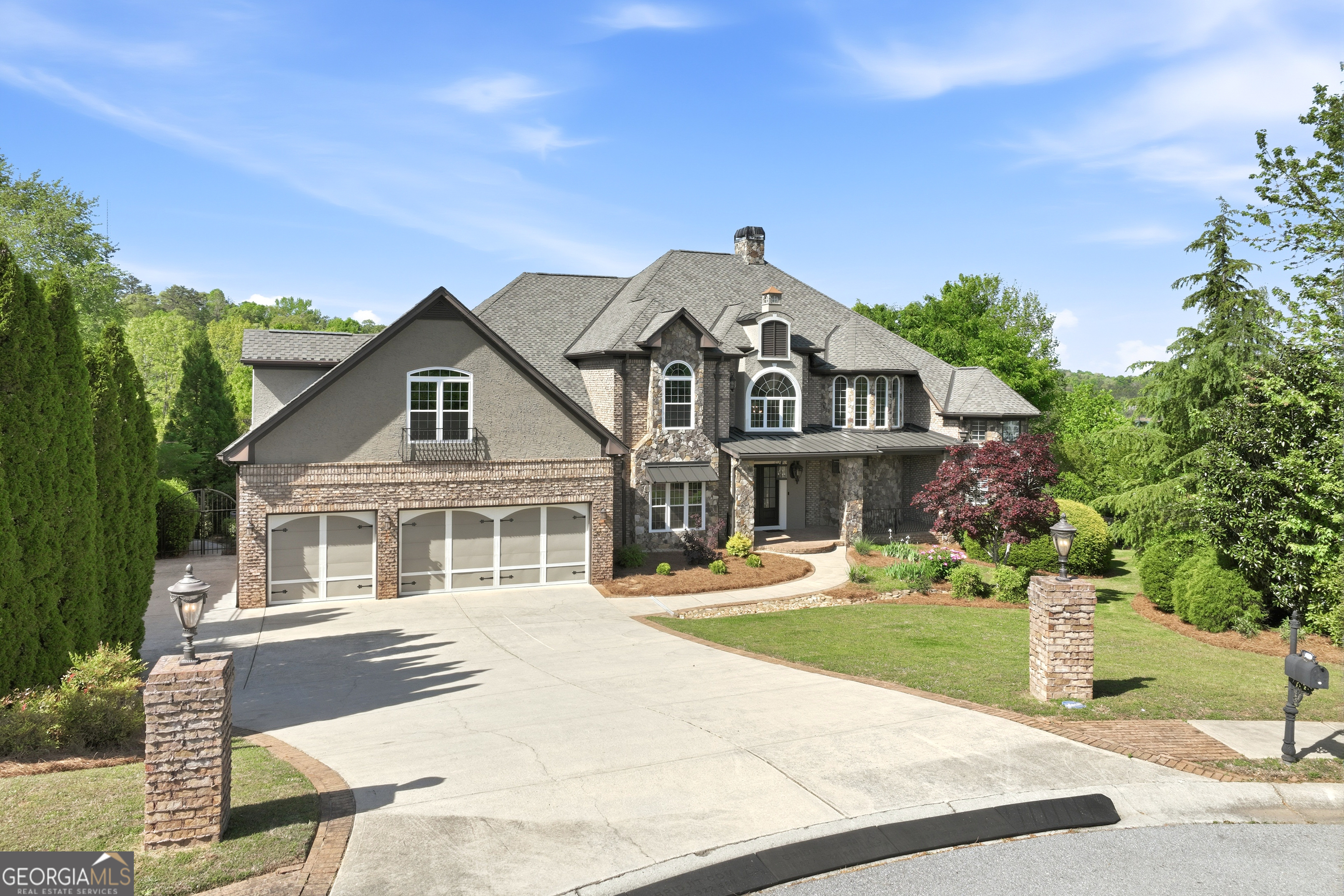 1969 River View Drive