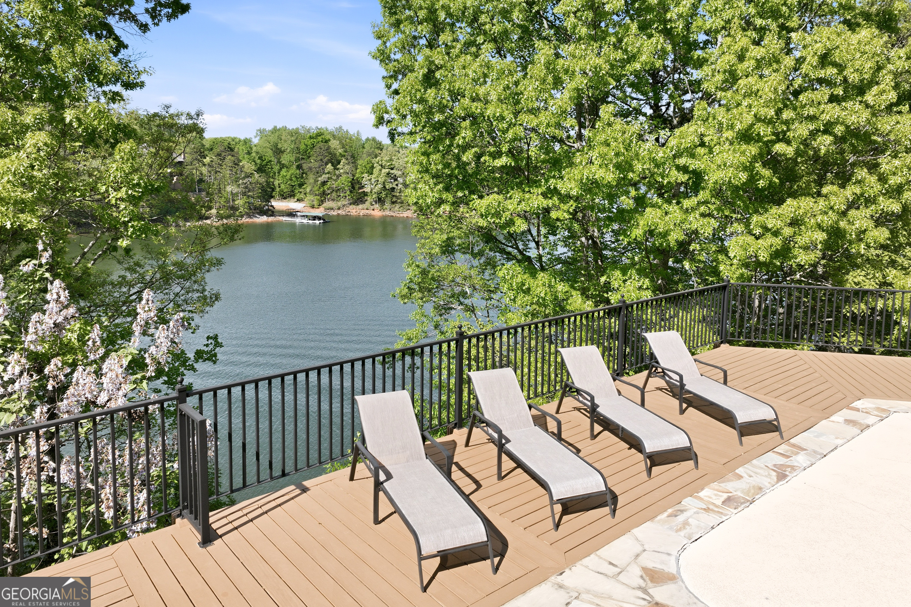 1969 River View Drive