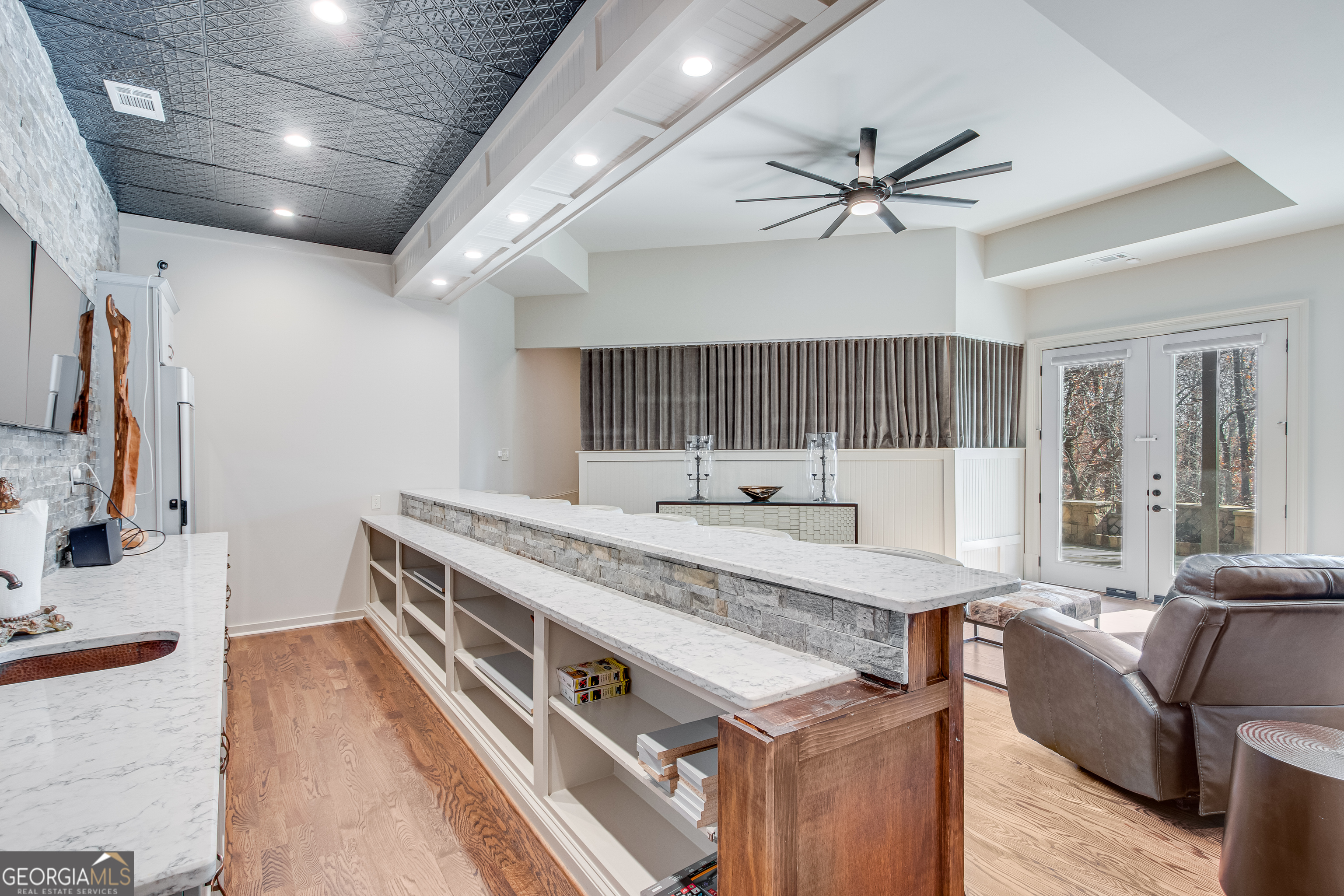 6226 Random Winds Bluff